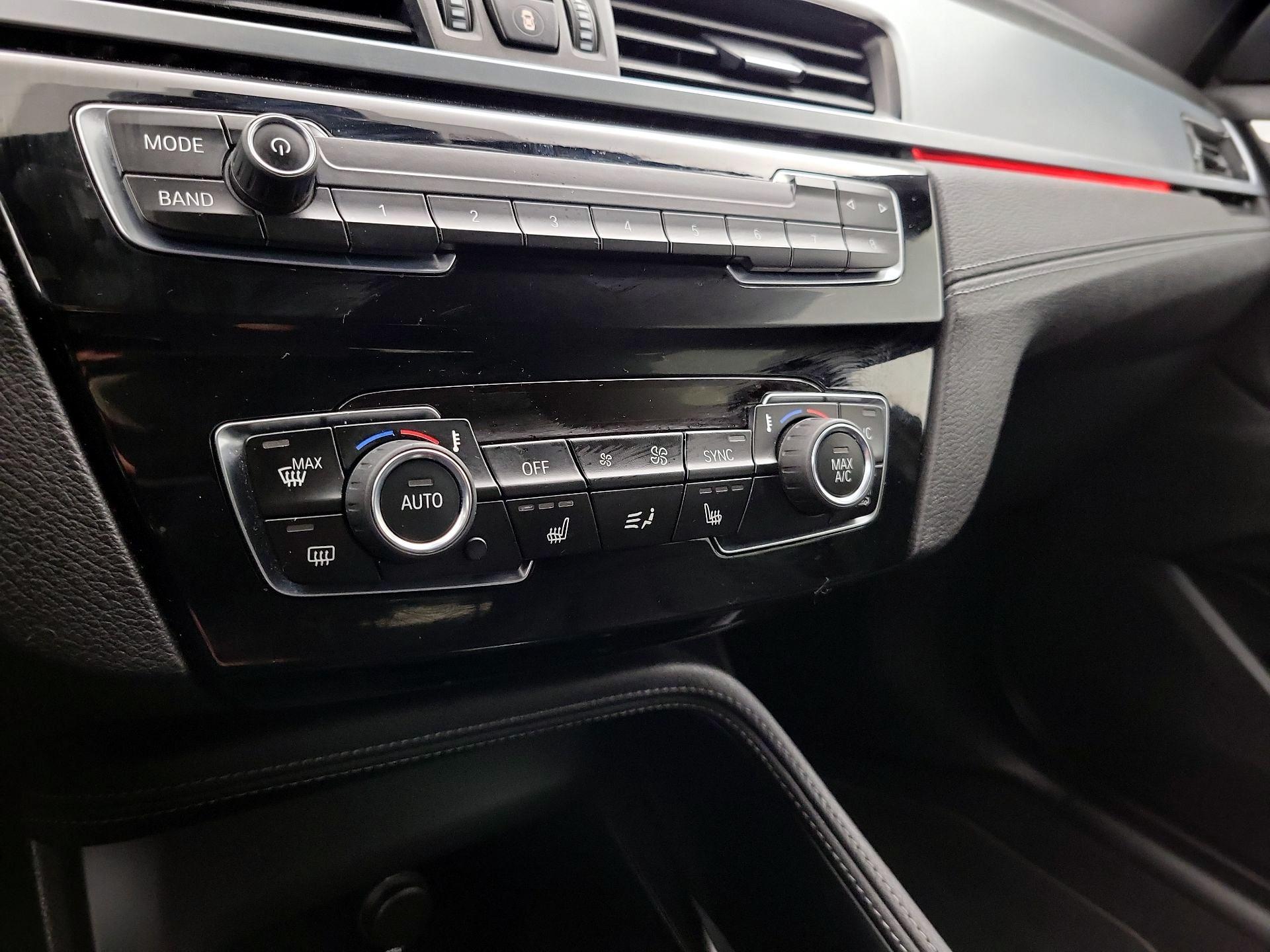 Thumbnail: 2020 BMW X1 - 17