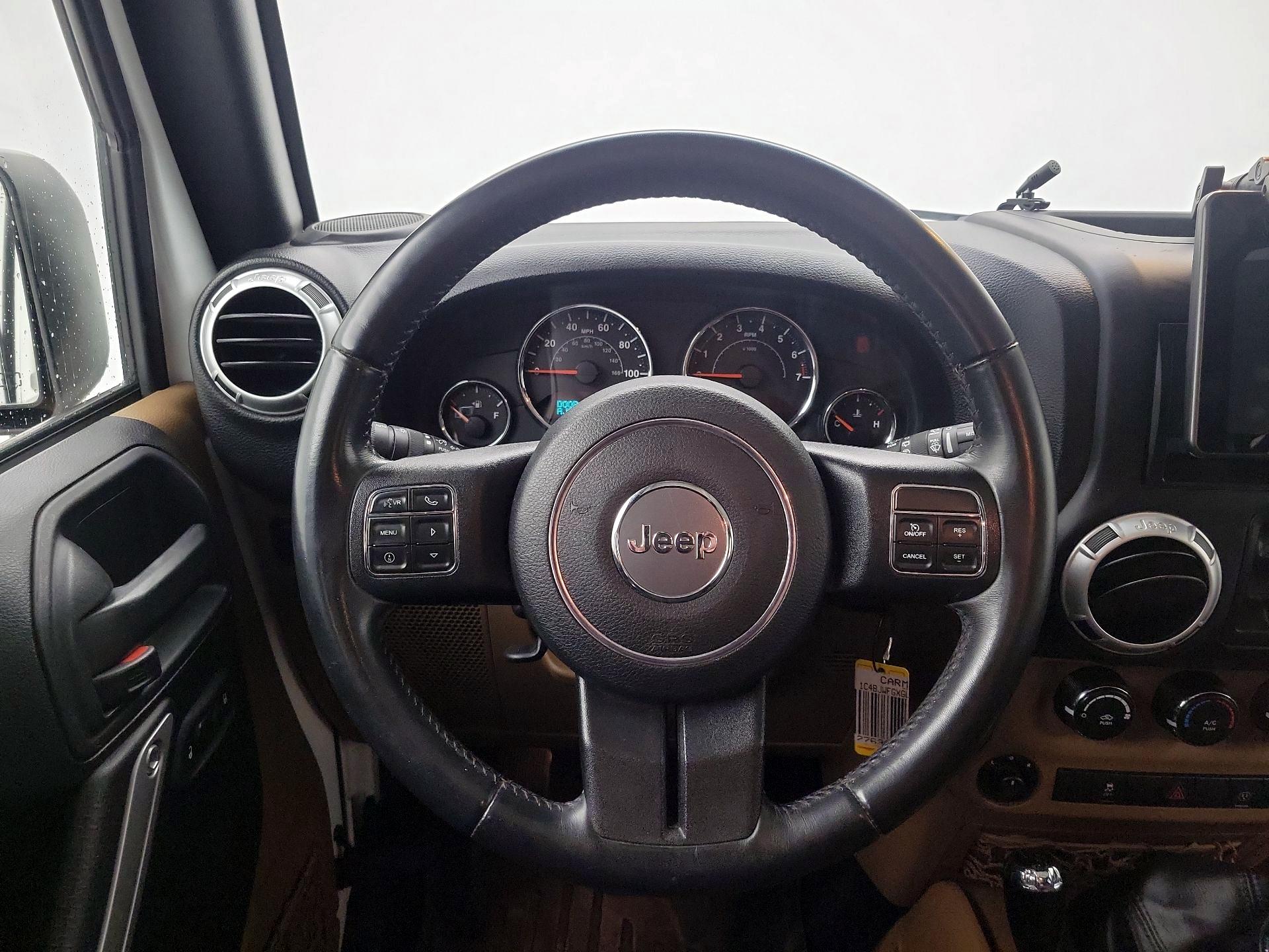 Thumbnail: 2016 Jeep Wrangler - 10
