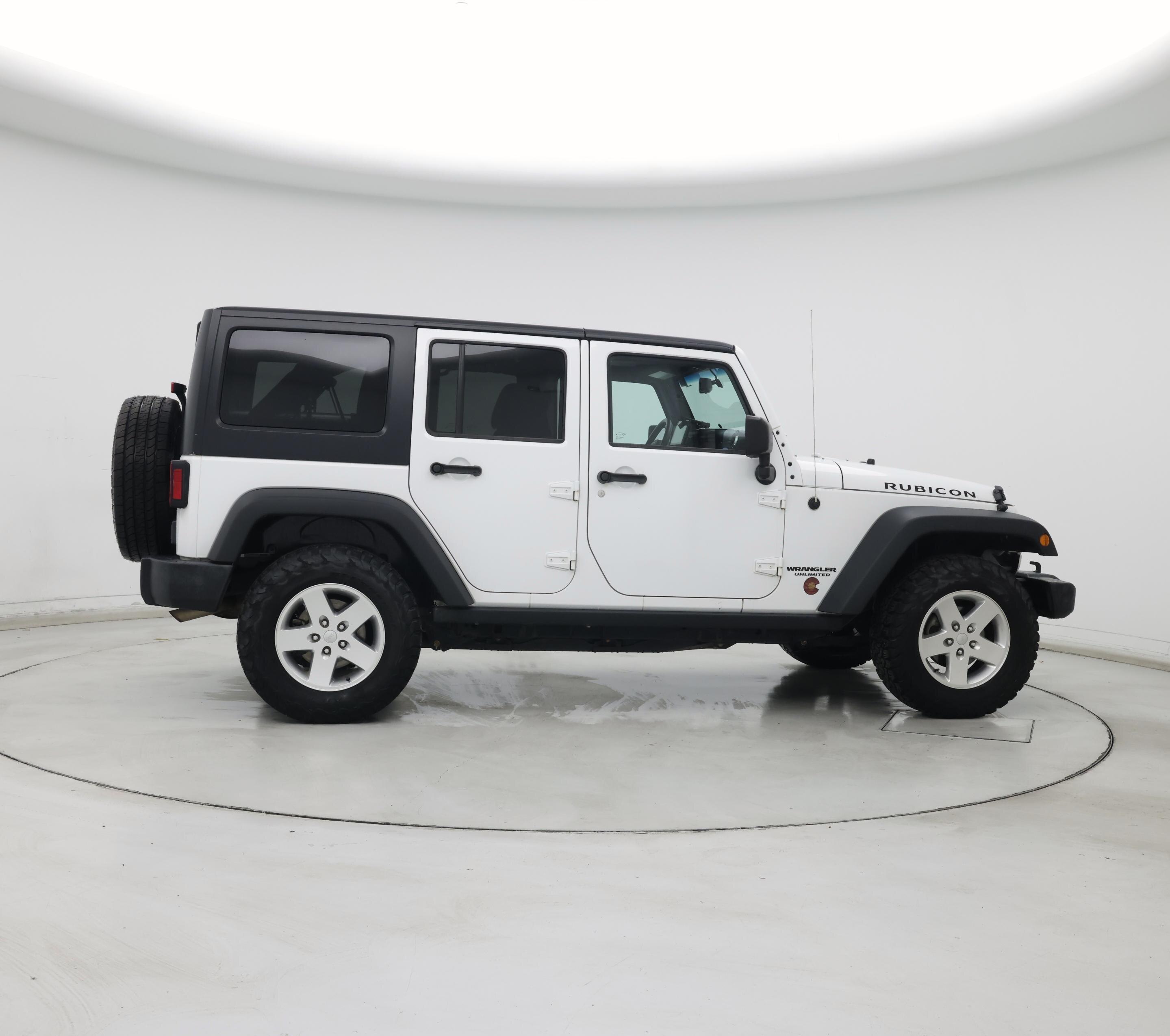 Thumbnail: 2016 Jeep Wrangler - 7