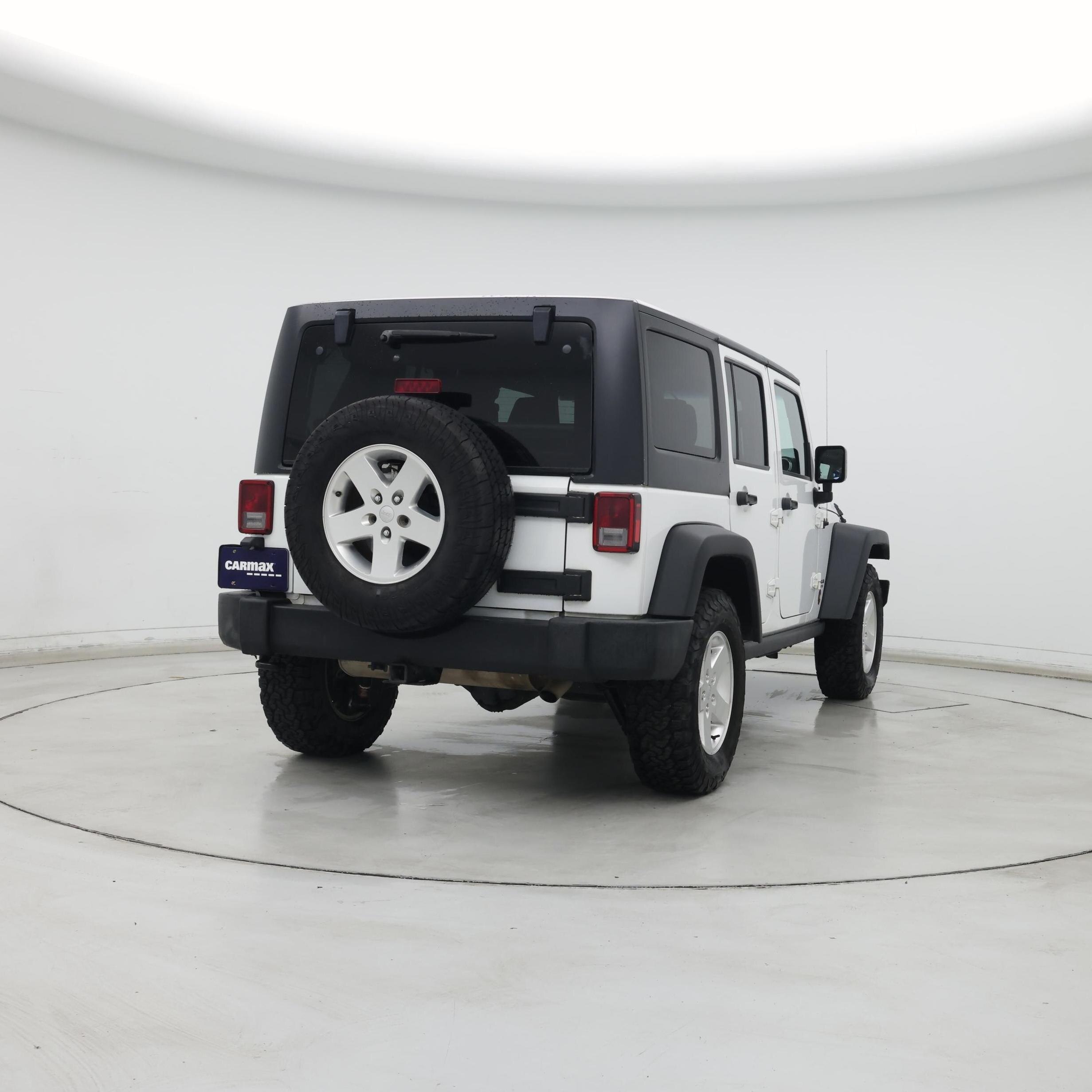 Thumbnail: 2016 Jeep Wrangler - 8