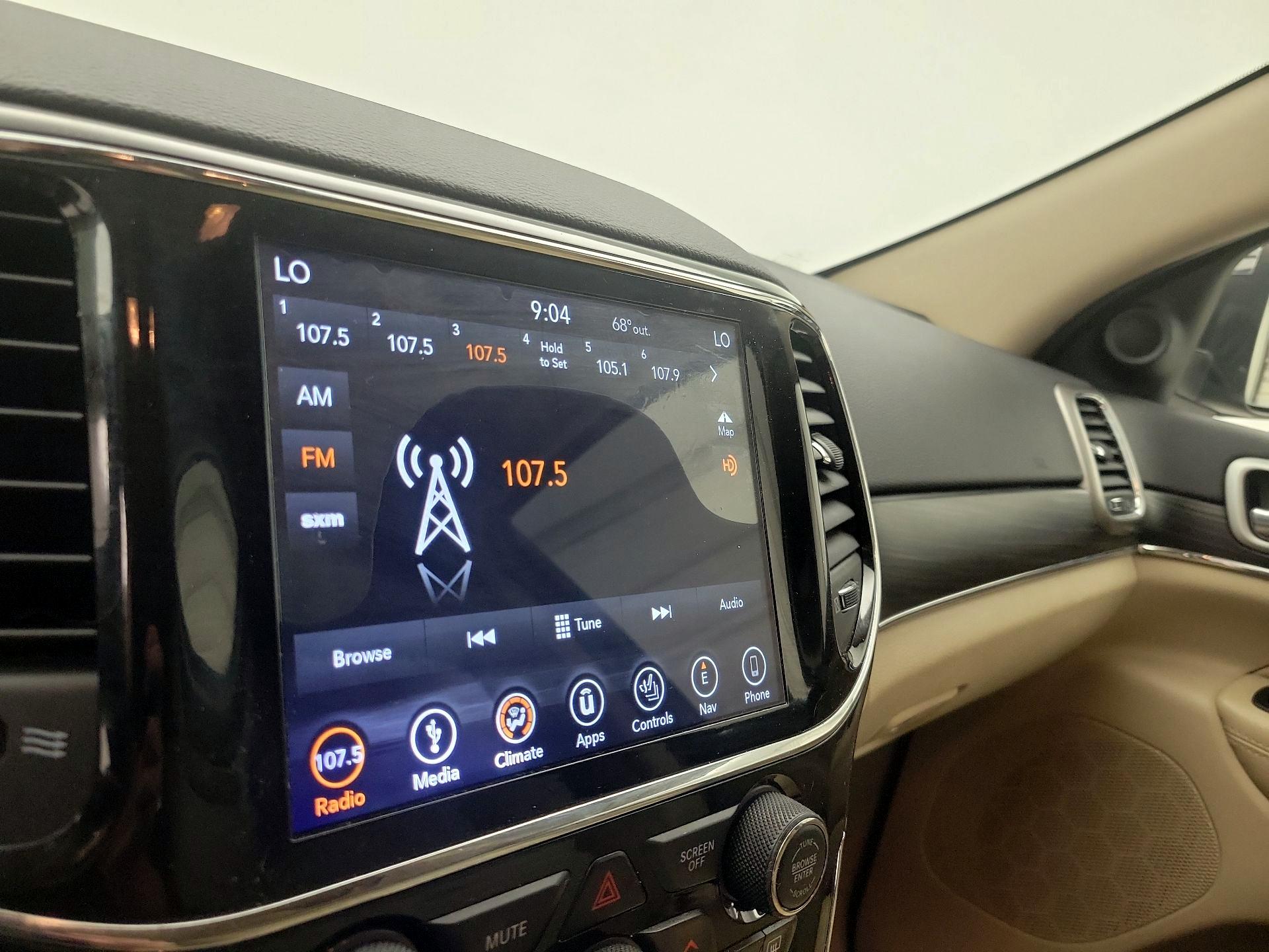 Thumbnail: 2019 Jeep Grand Cherokee - 16