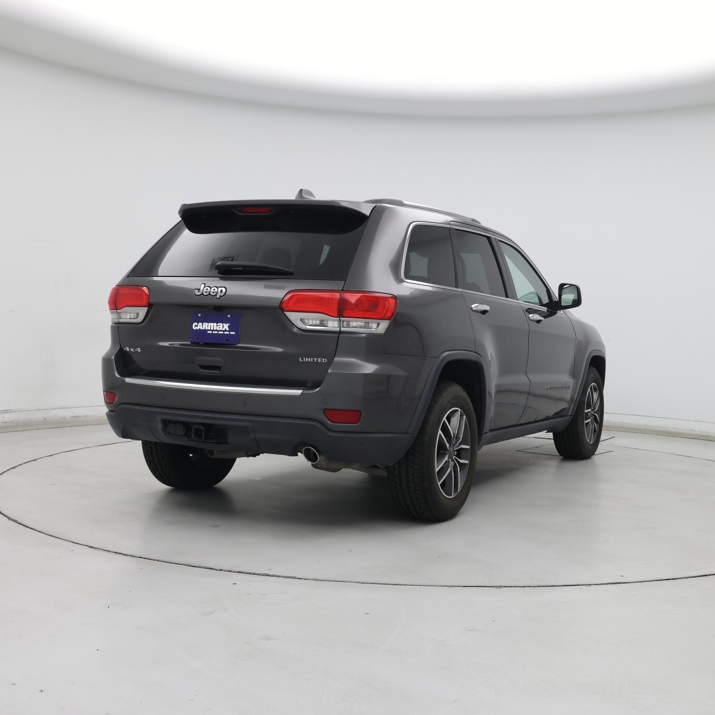 Thumbnail: 2019 Jeep Grand Cherokee - 8
