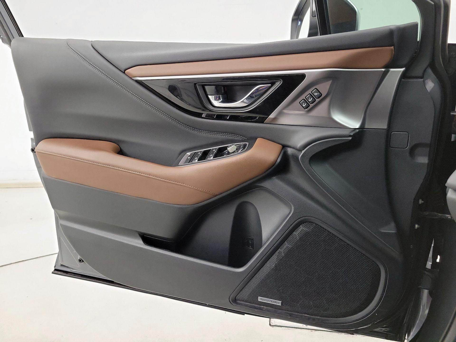 Thumbnail: 2022 Subaru Outback - 12
