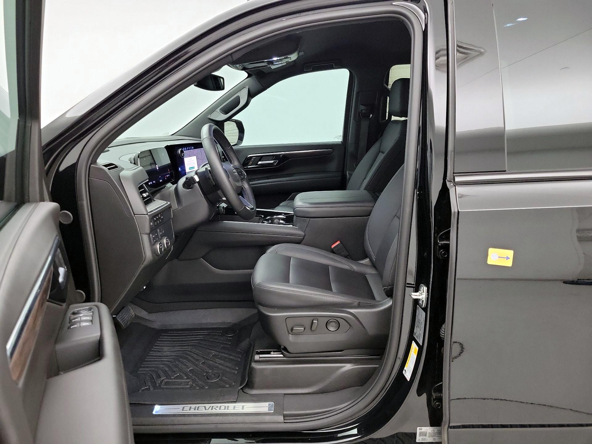 Thumbnail: 2025 Chevrolet Tahoe - 11
