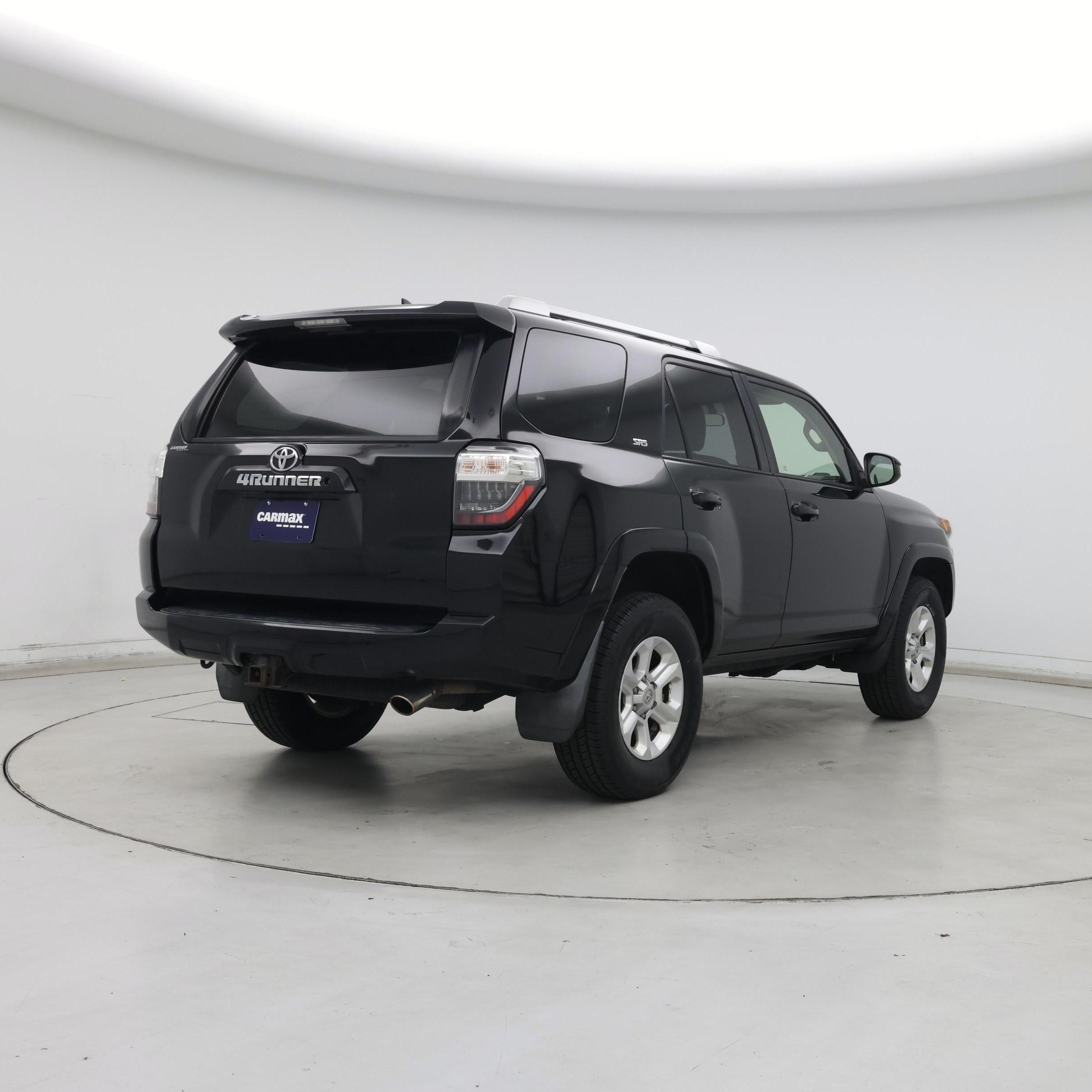 Thumbnail: 2015 Toyota 4Runner - 8