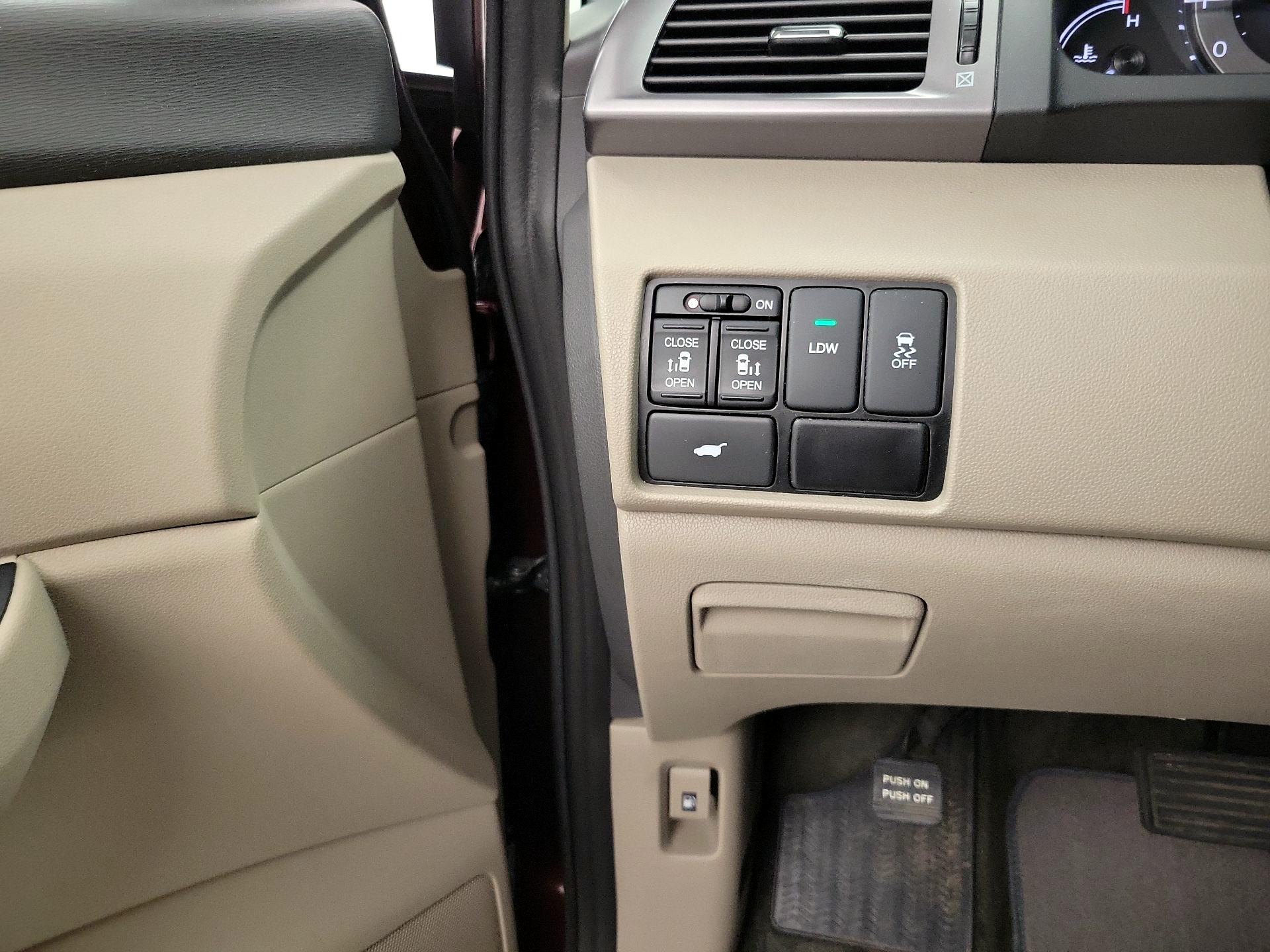Thumbnail: 2014 Honda Odyssey - 13