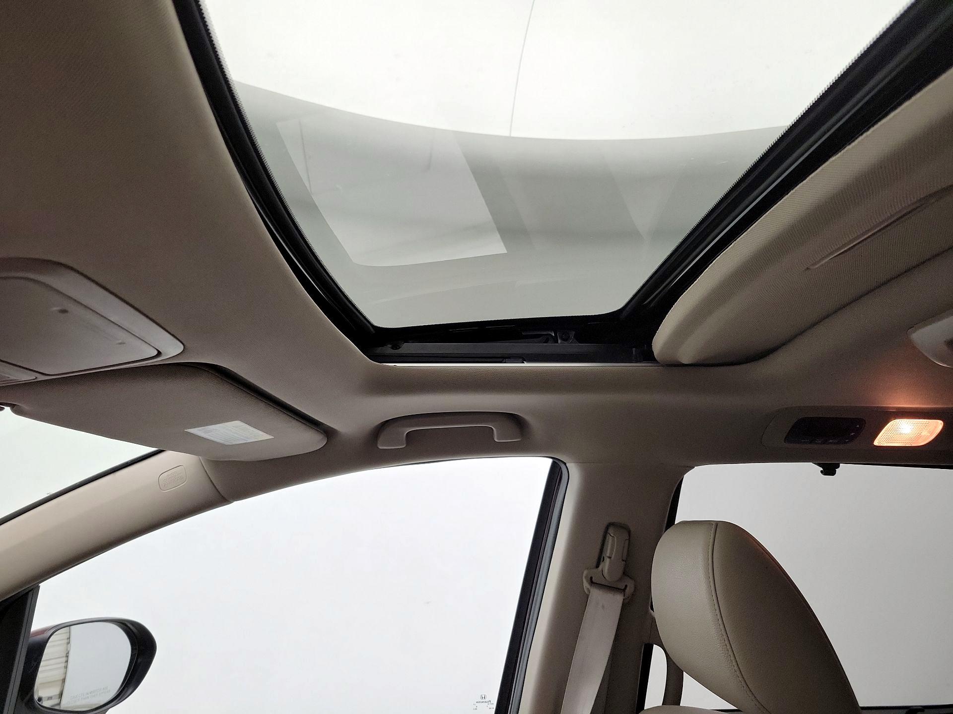 Thumbnail: 2014 Honda Odyssey - 19