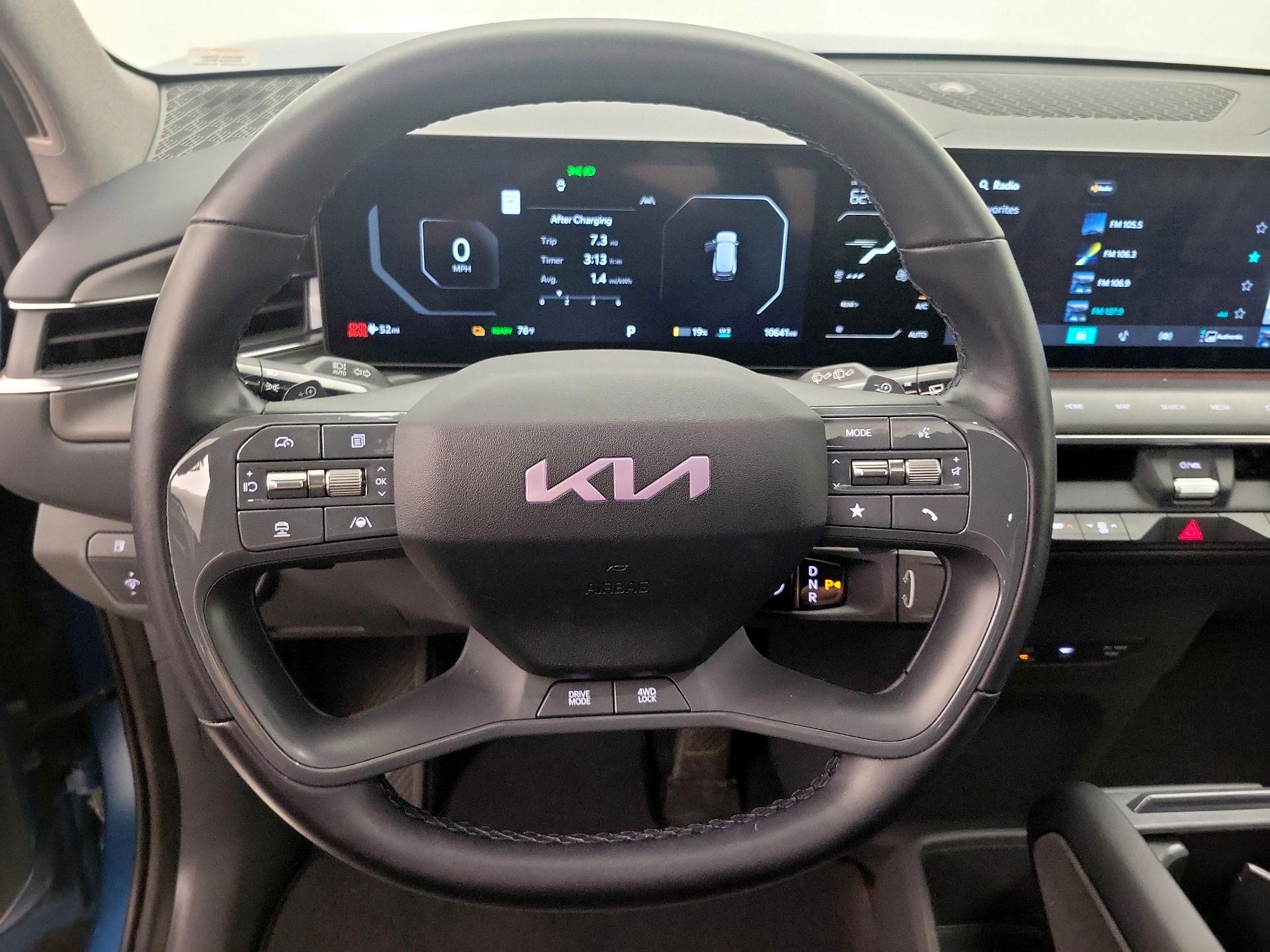Thumbnail: 2024 Kia EV9 - 10