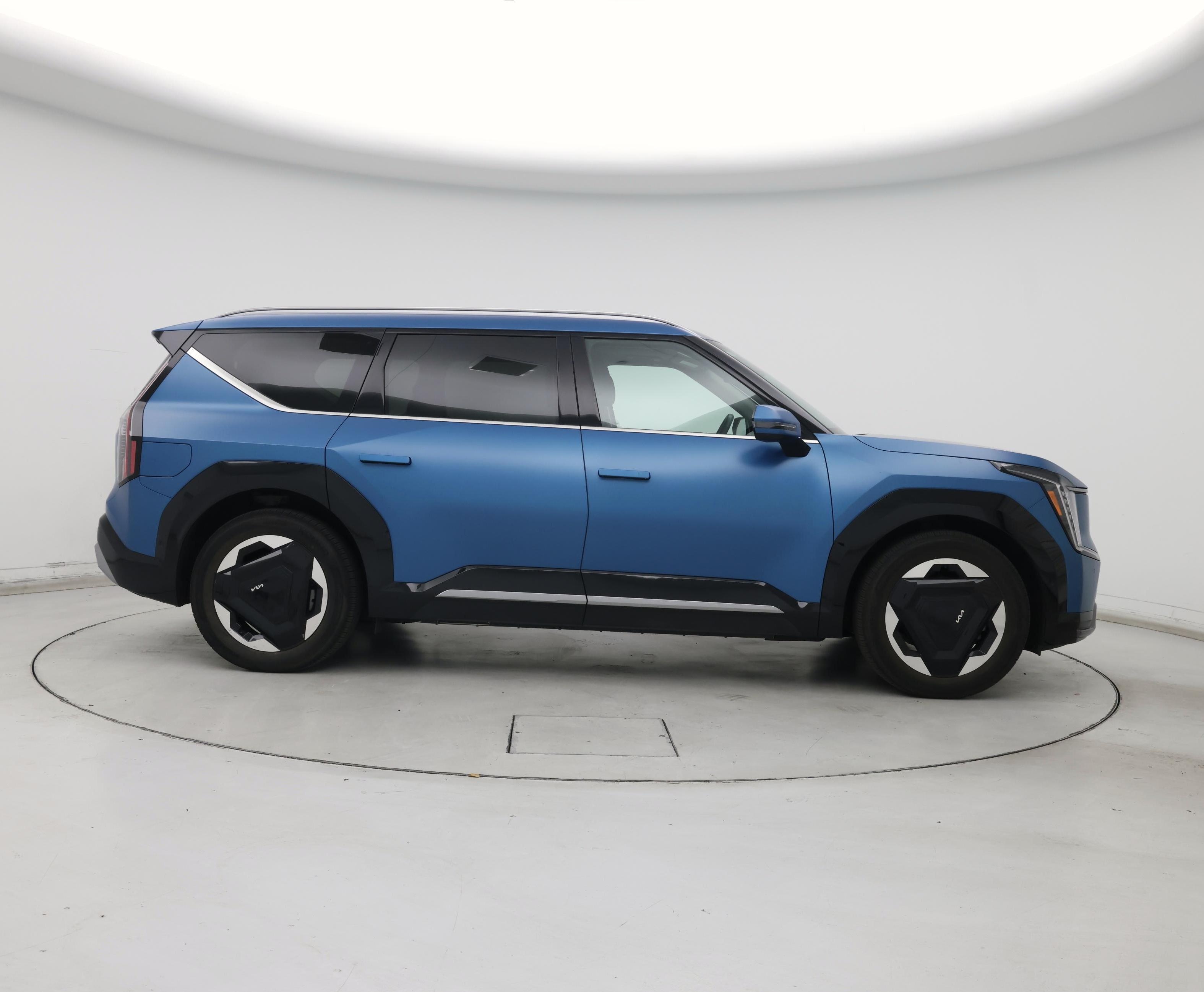 Thumbnail: 2024 Kia EV9 - 7