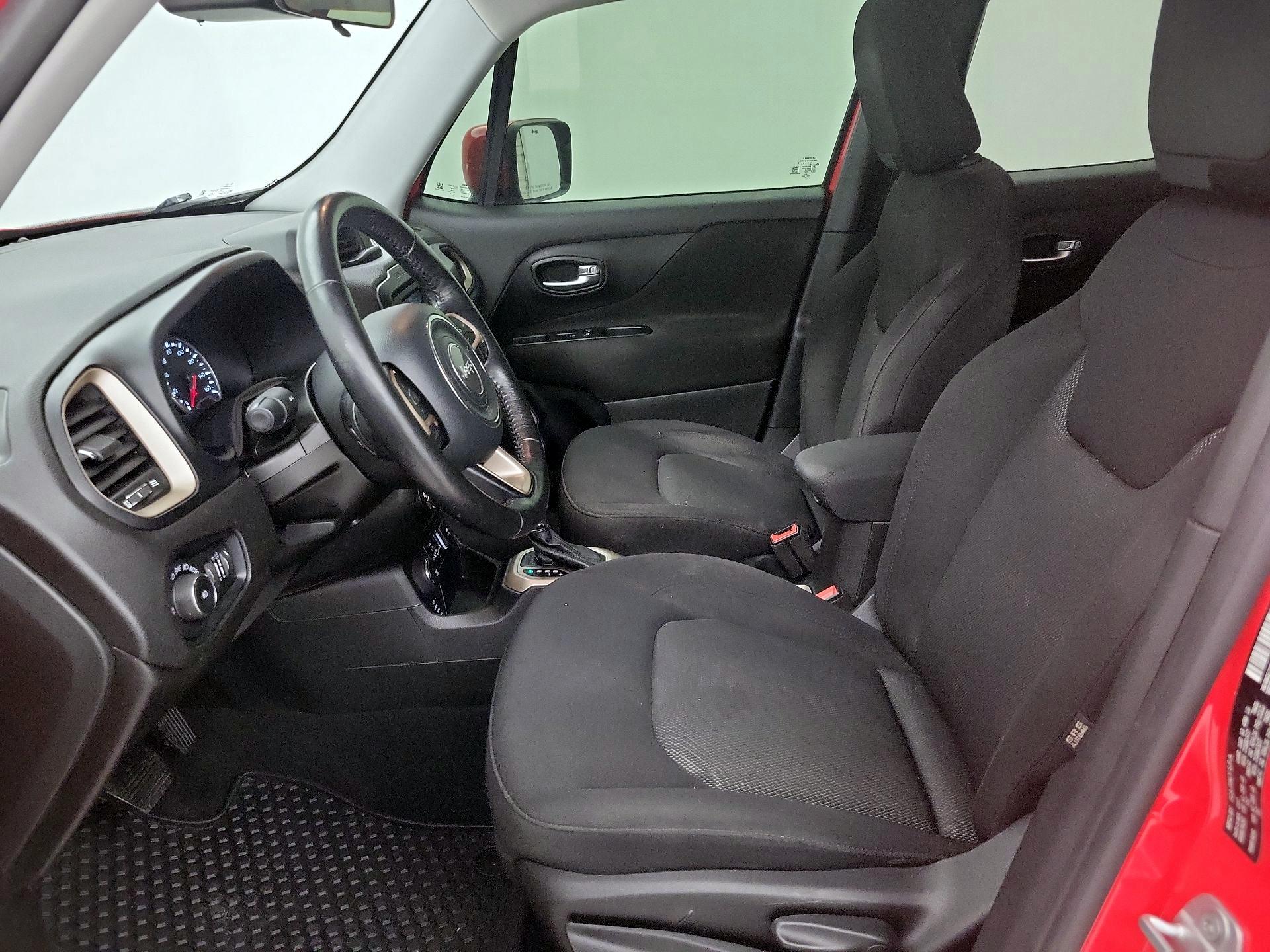 Thumbnail: 2017 Jeep Renegade - 11
