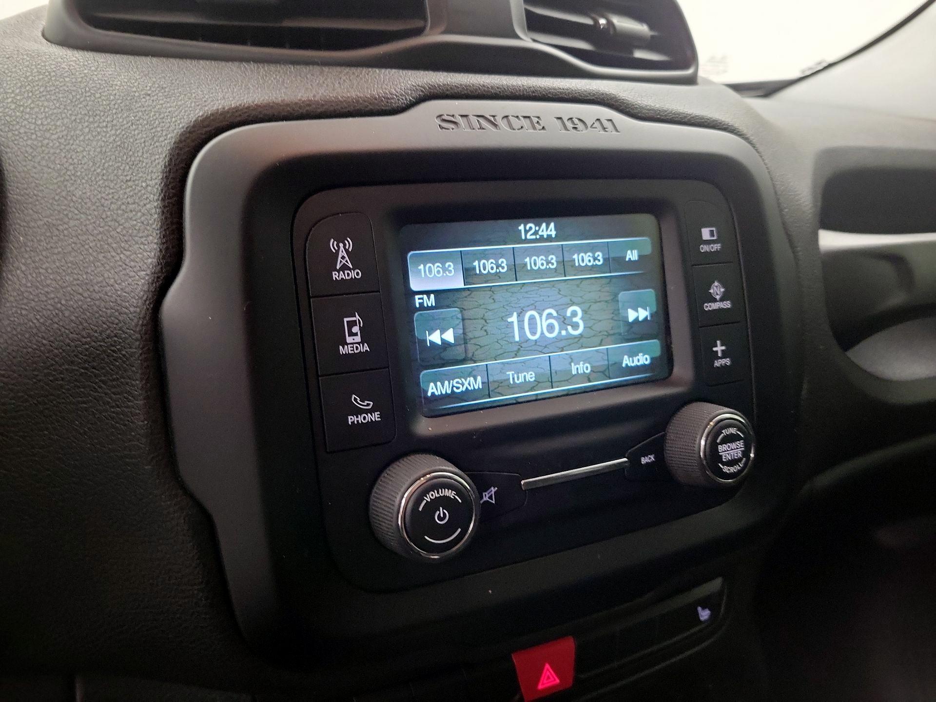 Thumbnail: 2017 Jeep Renegade - 15