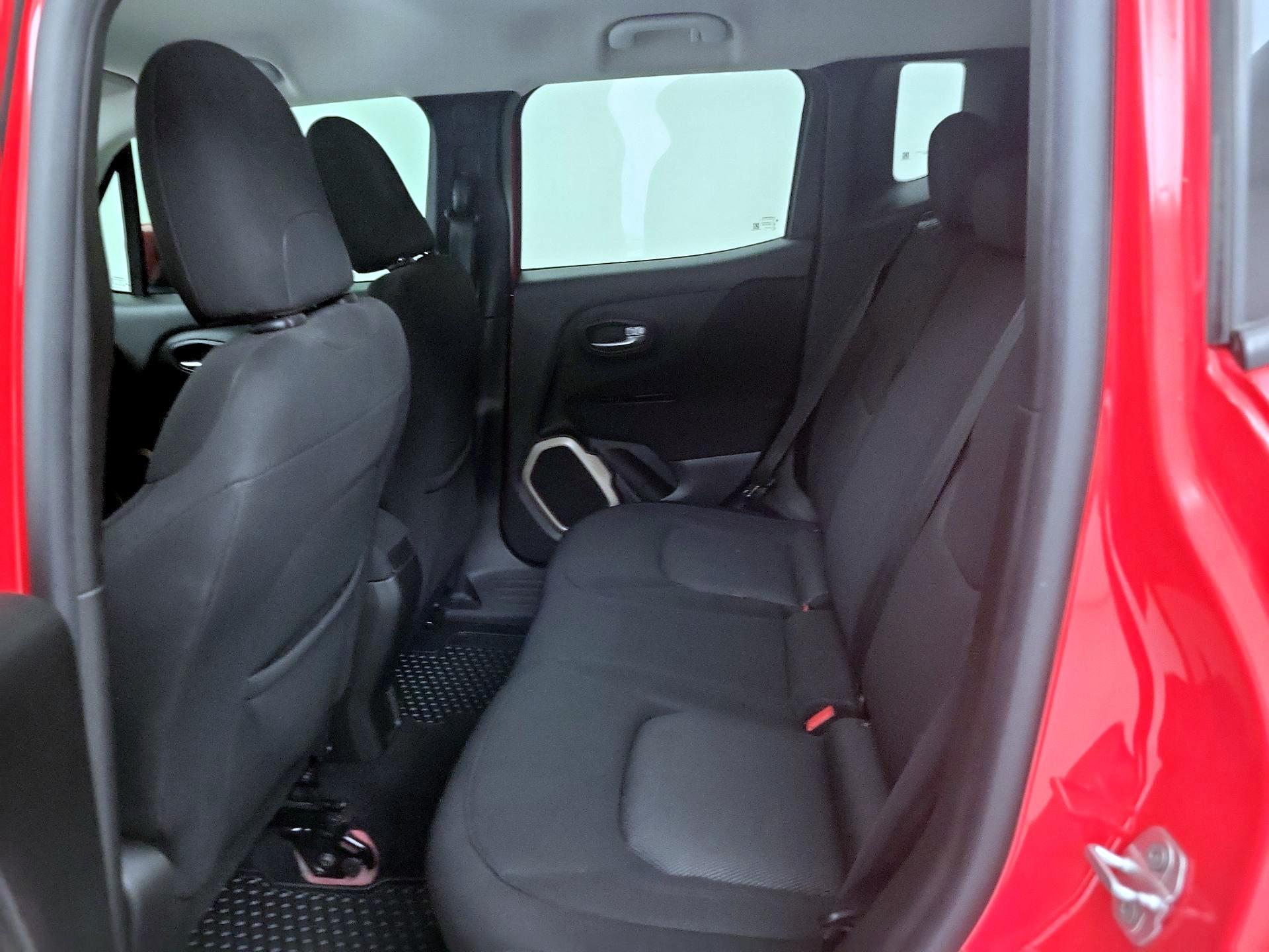 Thumbnail: 2017 Jeep Renegade - 19