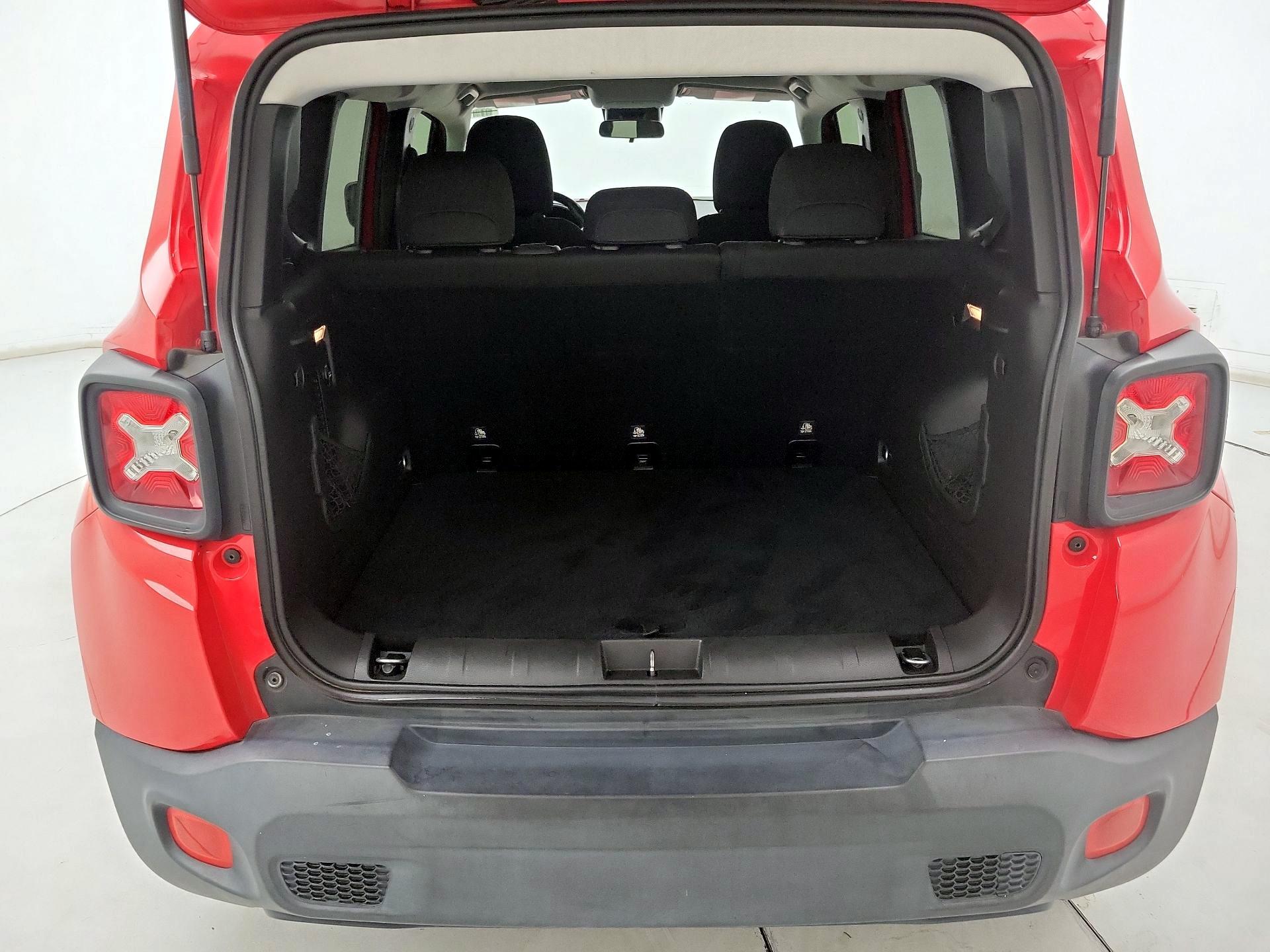 Thumbnail: 2017 Jeep Renegade - 20