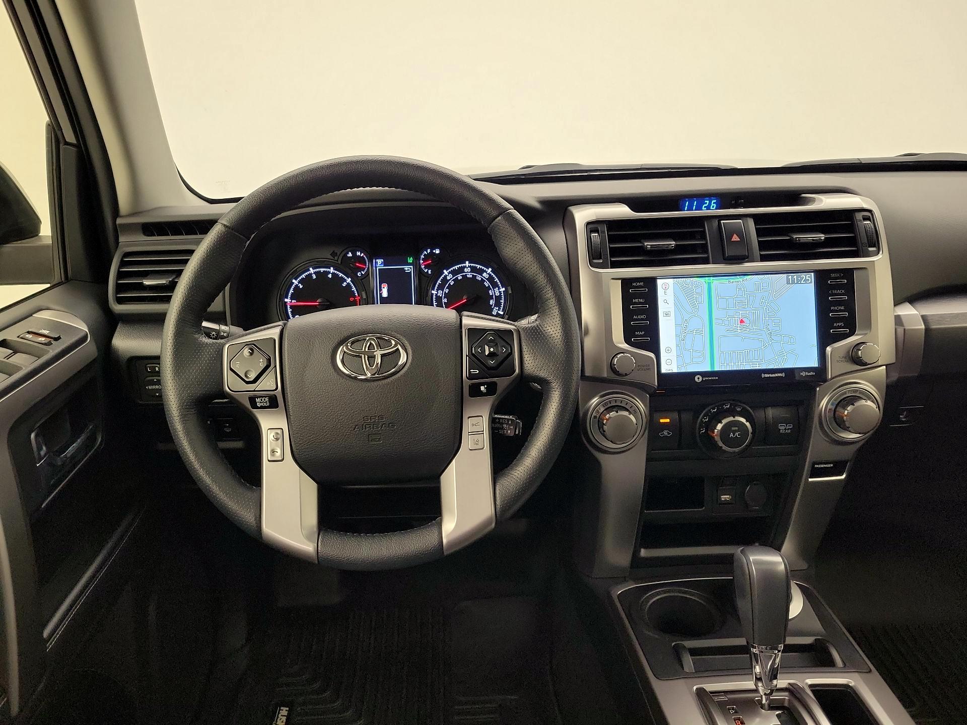 Thumbnail: 2023 Toyota 4Runner - 10