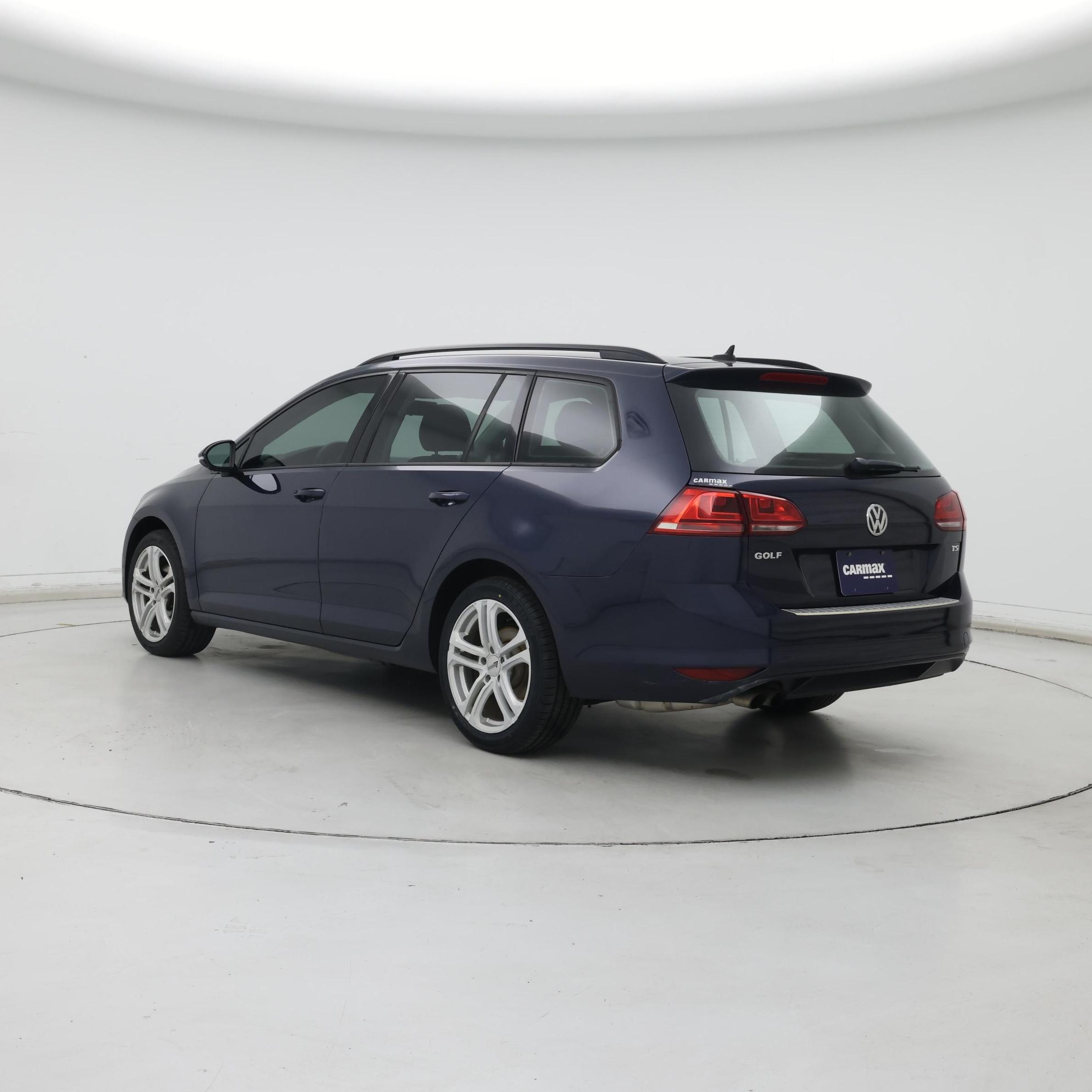 Thumbnail: 2016 Volkswagen Golf - 2
