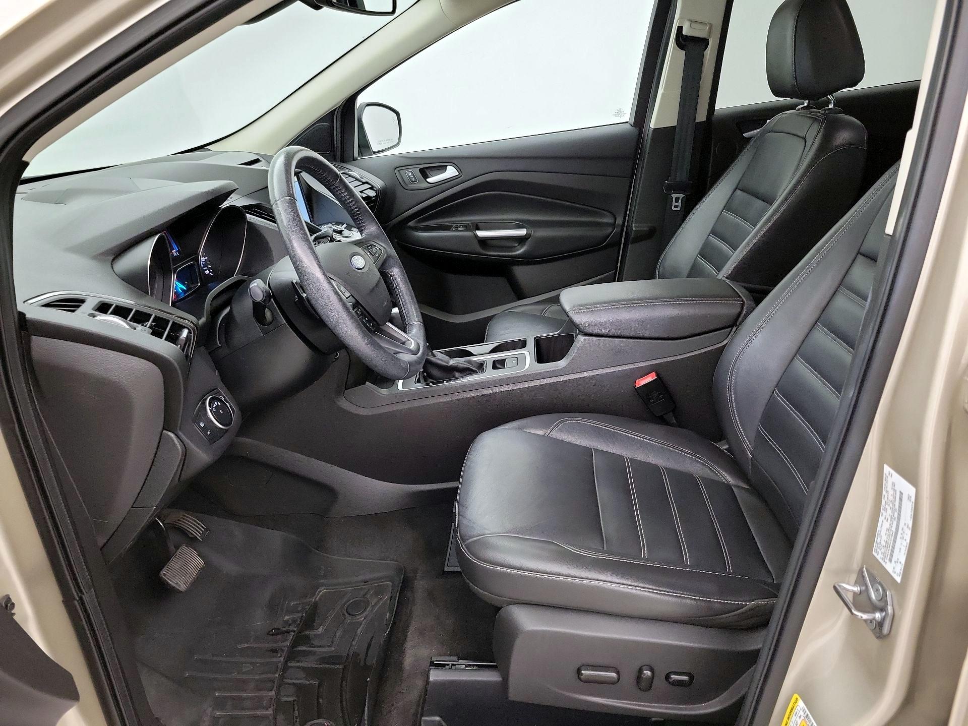 Thumbnail: 2017 Ford Escape - 11