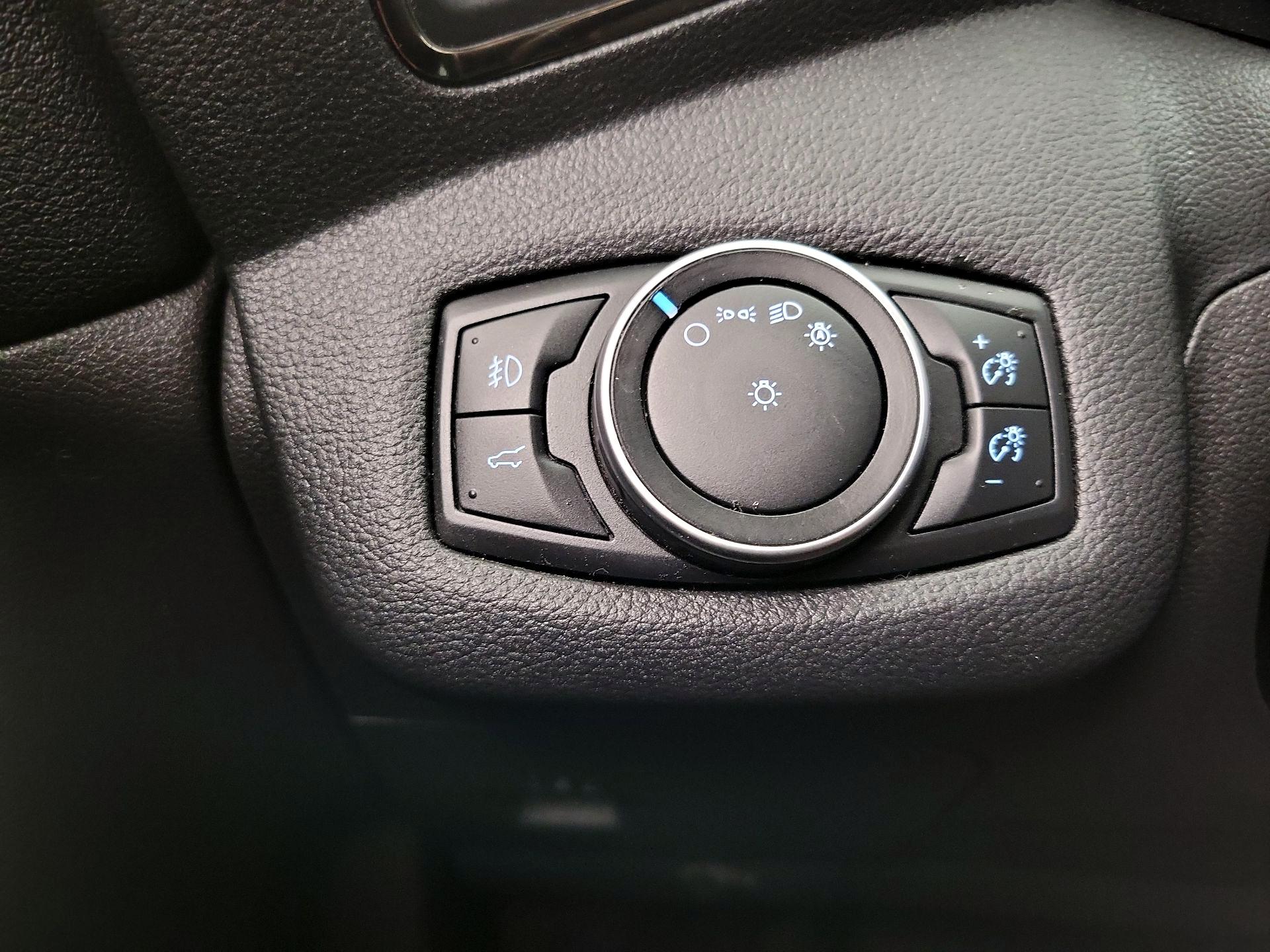Thumbnail: 2017 Ford Escape - 13