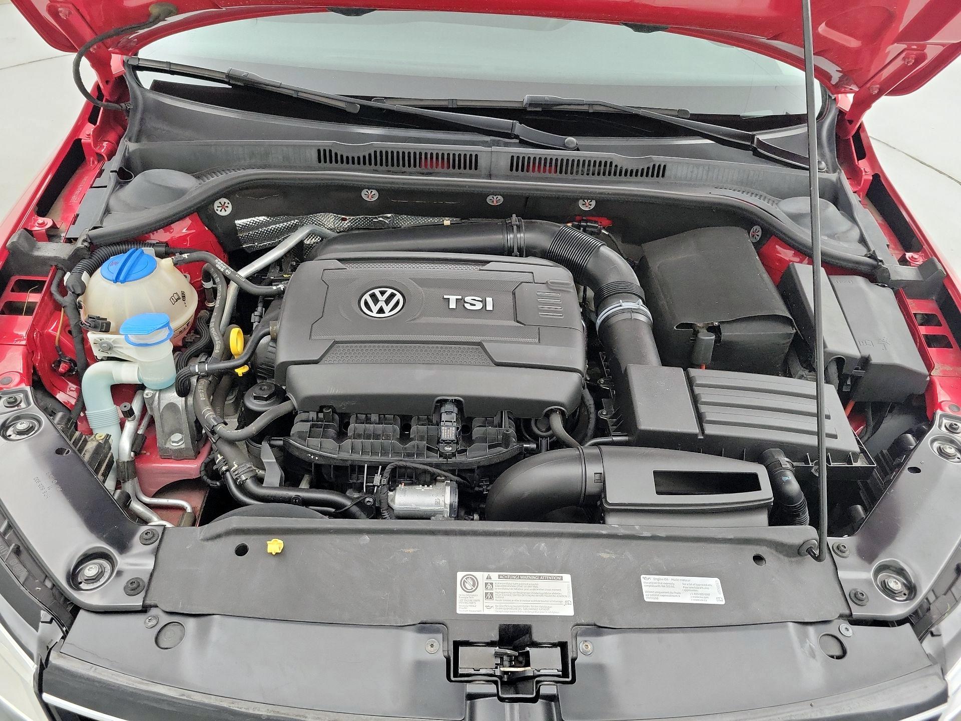 Thumbnail: 2015 Volkswagen Jetta - 20