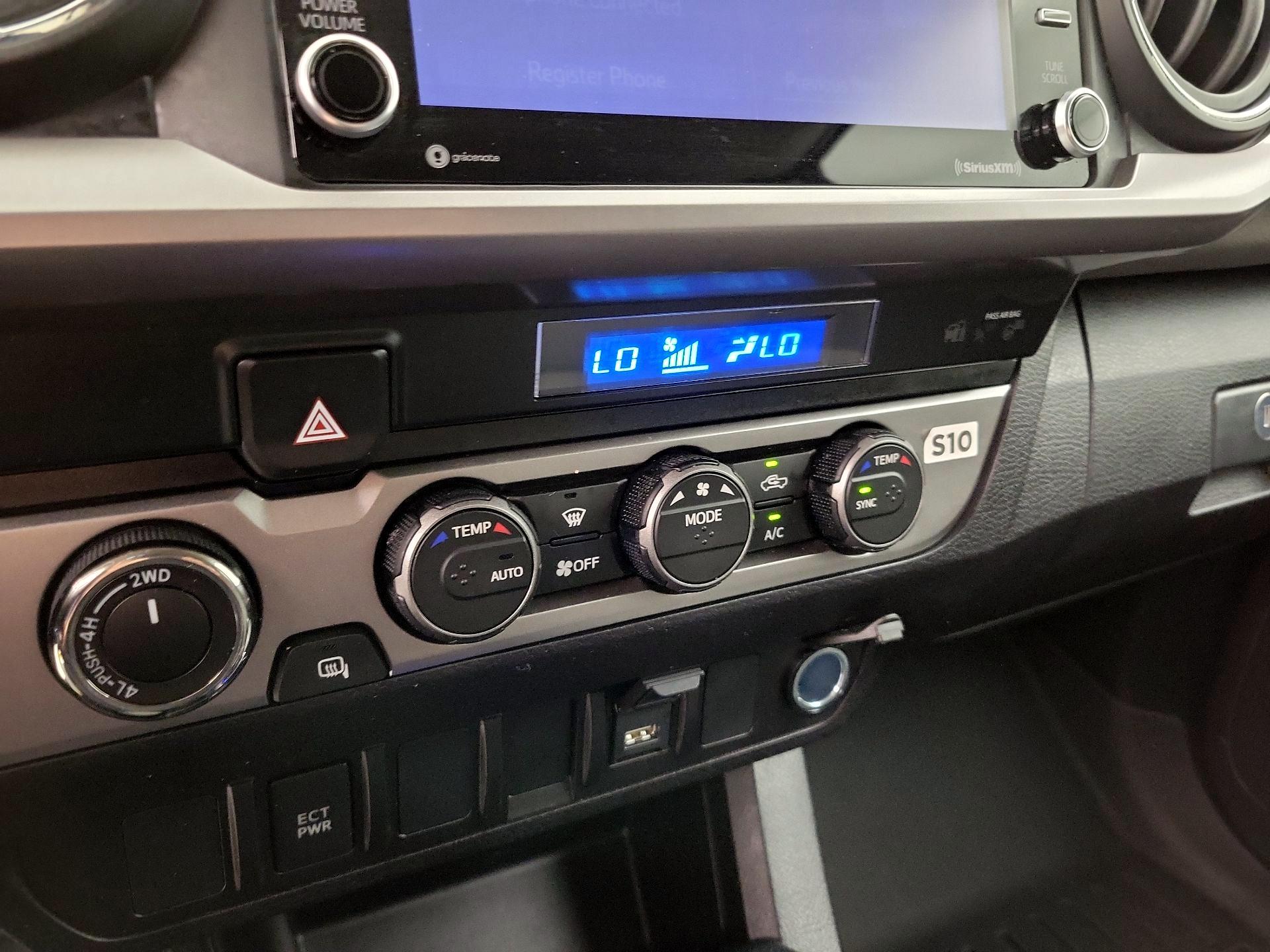 Thumbnail: 2021 Toyota Tacoma - 16