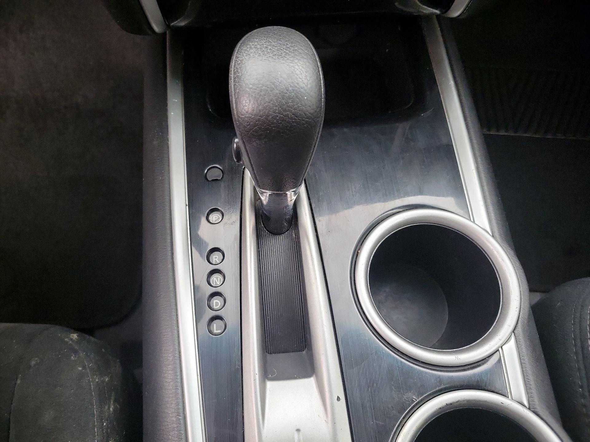 Thumbnail: 2015 Nissan Pathfinder - 16