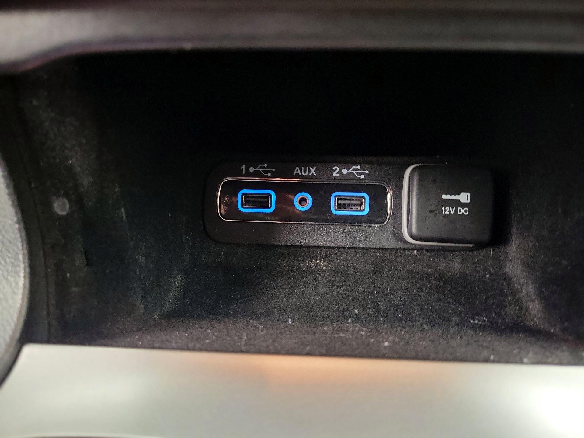 Thumbnail: 2019 Jeep Grand Cherokee - 18