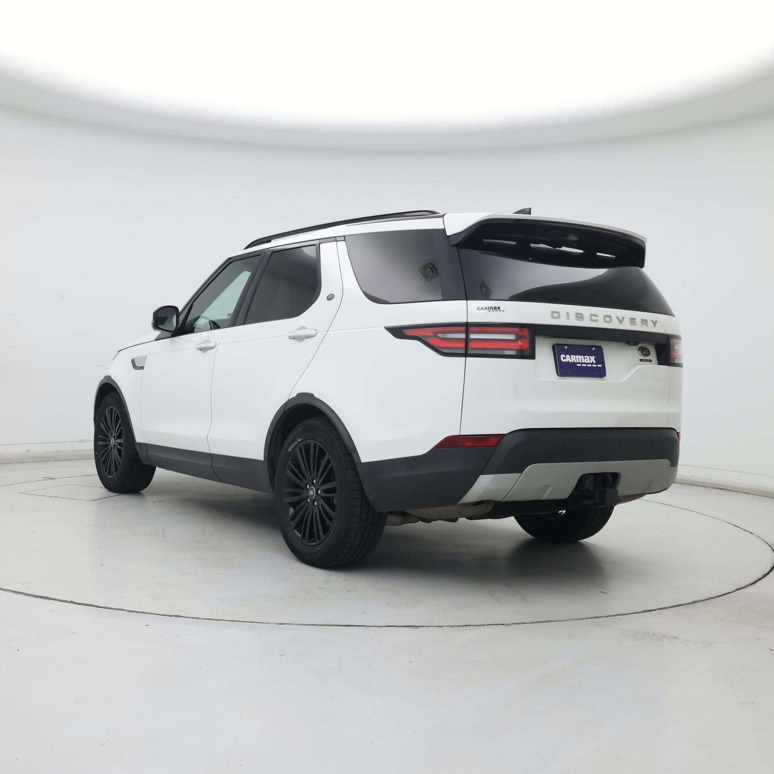 Thumbnail: 2019 Land Rover Discovery - 2
