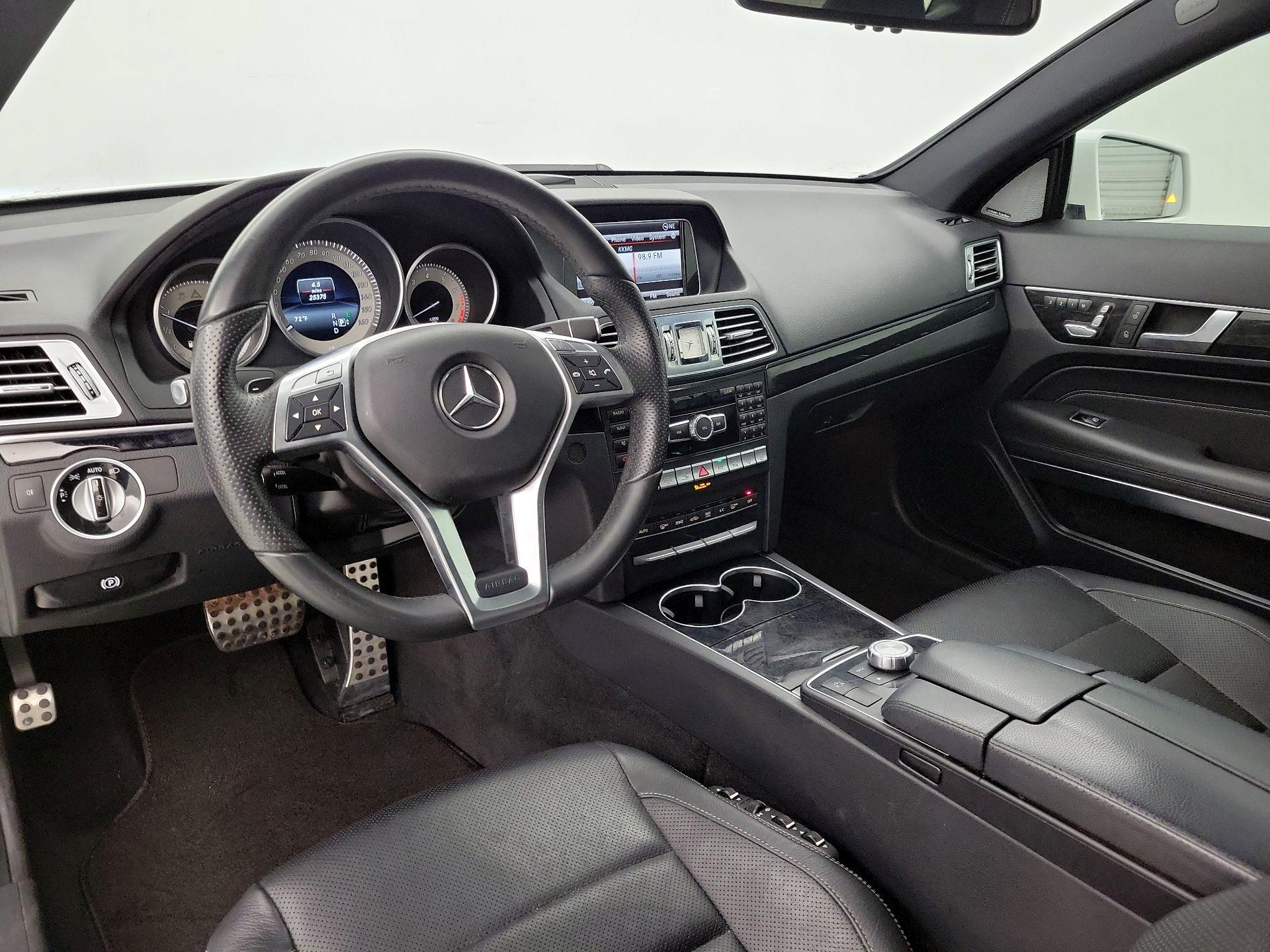 Thumbnail: 2015 Mercedes-Benz E-Class - 9