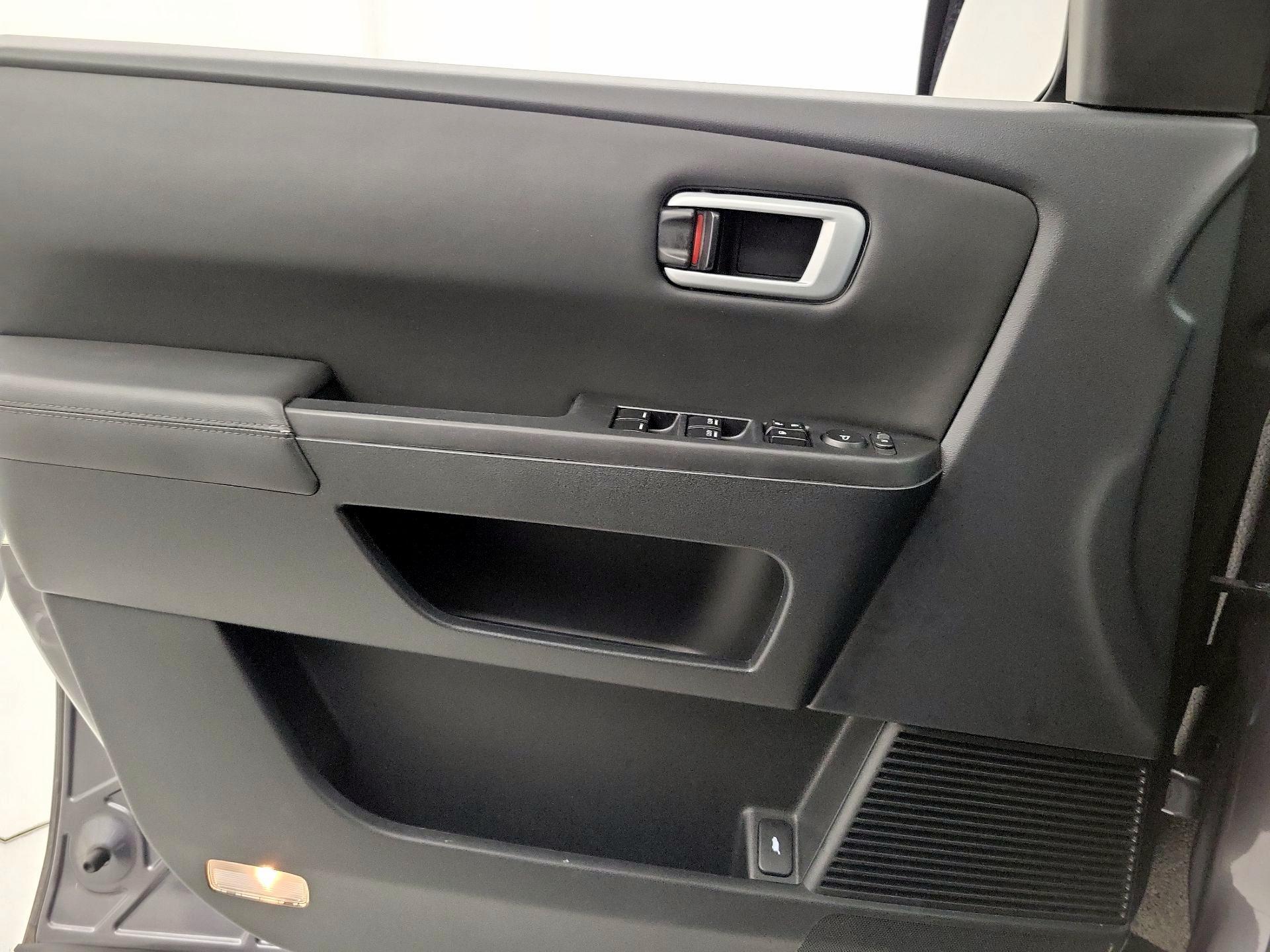 Thumbnail: 2014 Honda Pilot - 12