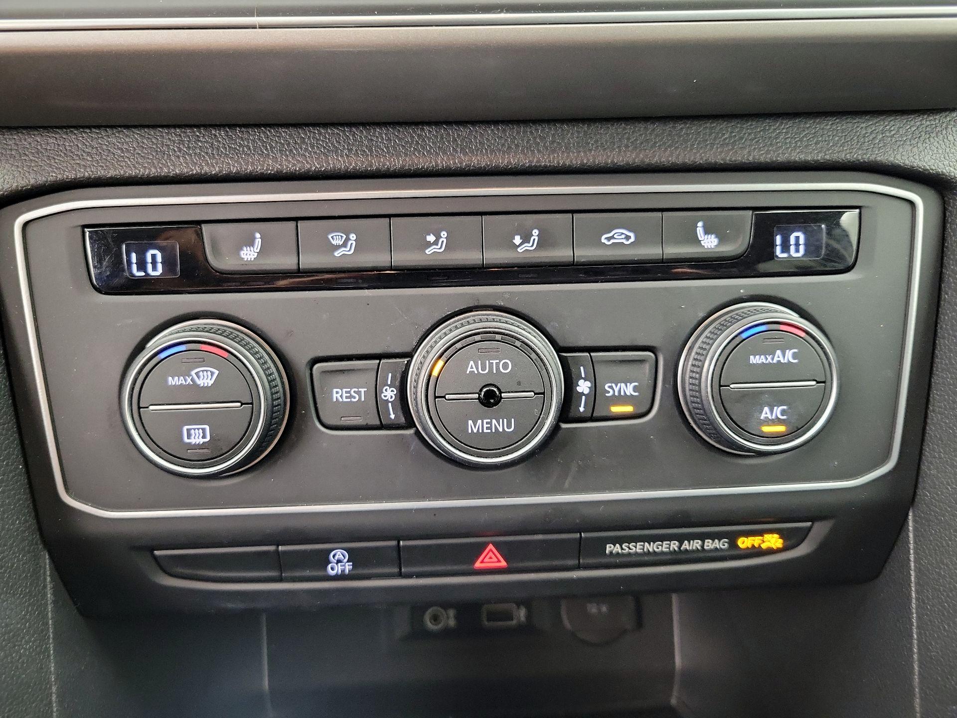 Thumbnail: 2019 Volkswagen Atlas - 16