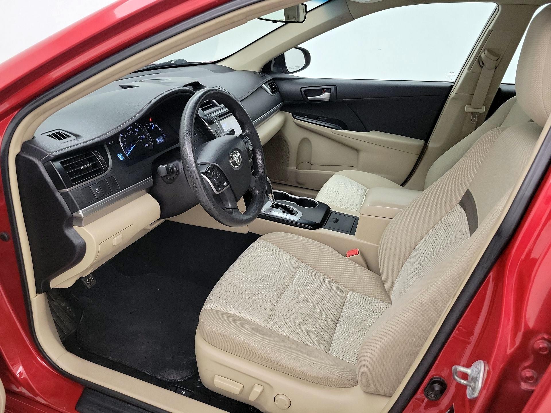 Thumbnail: 2014 Toyota Camry - 11