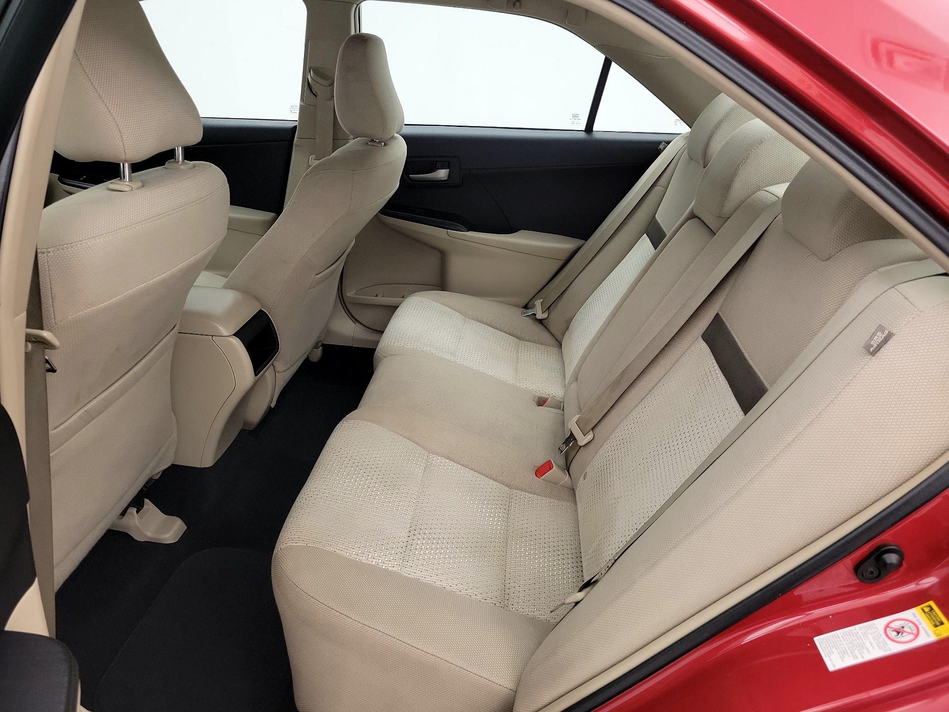 Thumbnail: 2014 Toyota Camry - 19