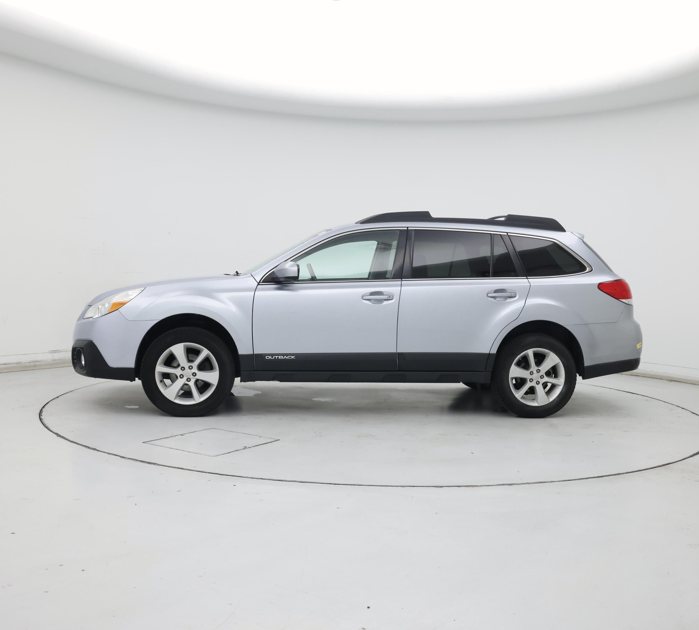 Thumbnail: 2014 Subaru Outback - 3