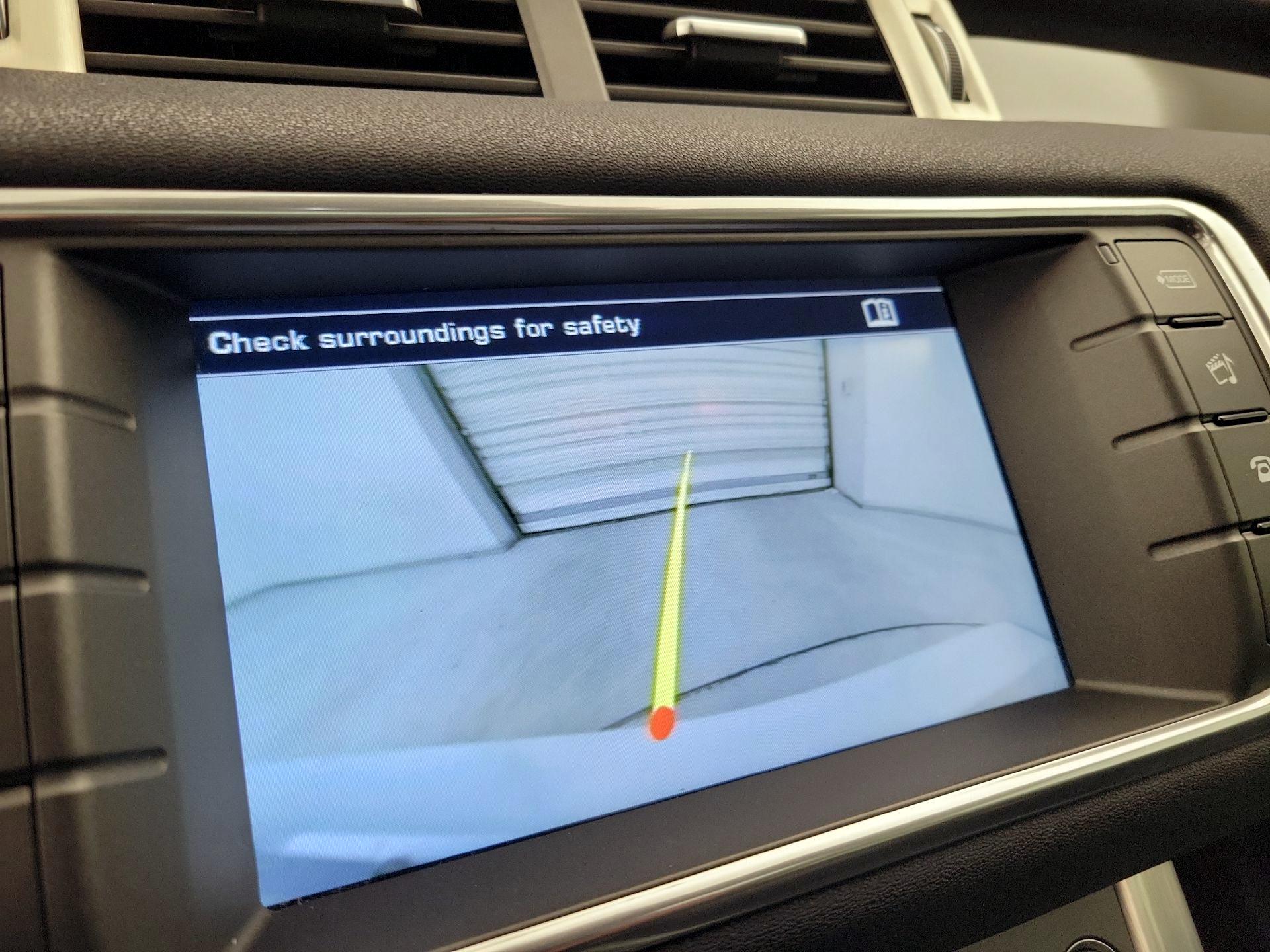 Thumbnail: 2016 Land Rover Range Rover Evoque - 15