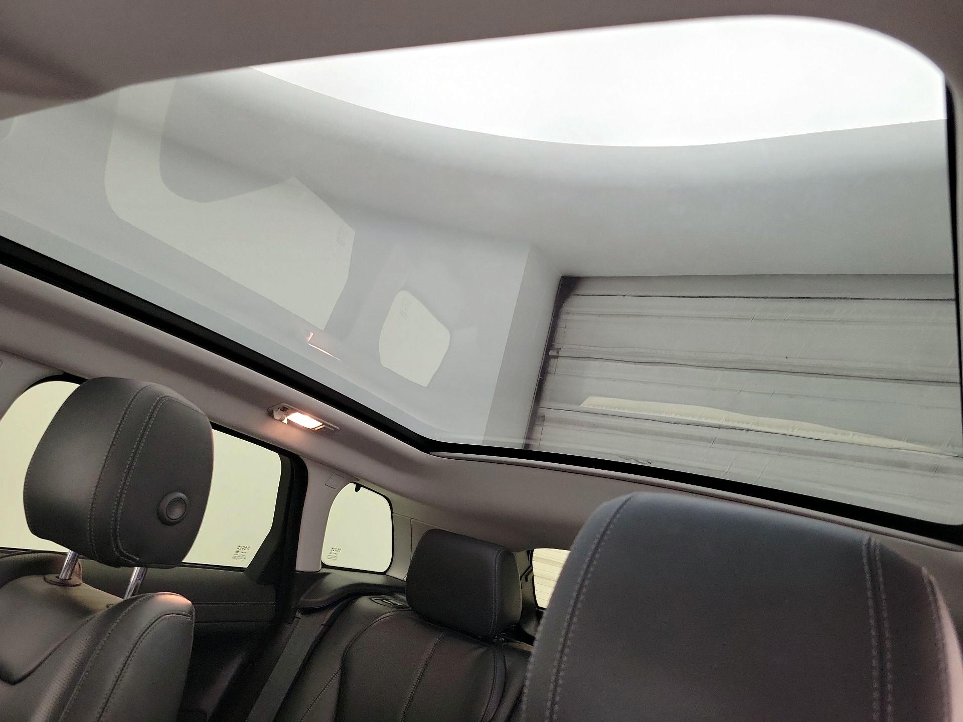 Thumbnail: 2016 Land Rover Range Rover Evoque - 20