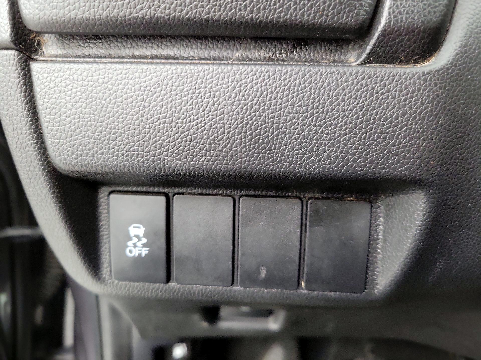 Thumbnail: 2015 Honda Fit - 13