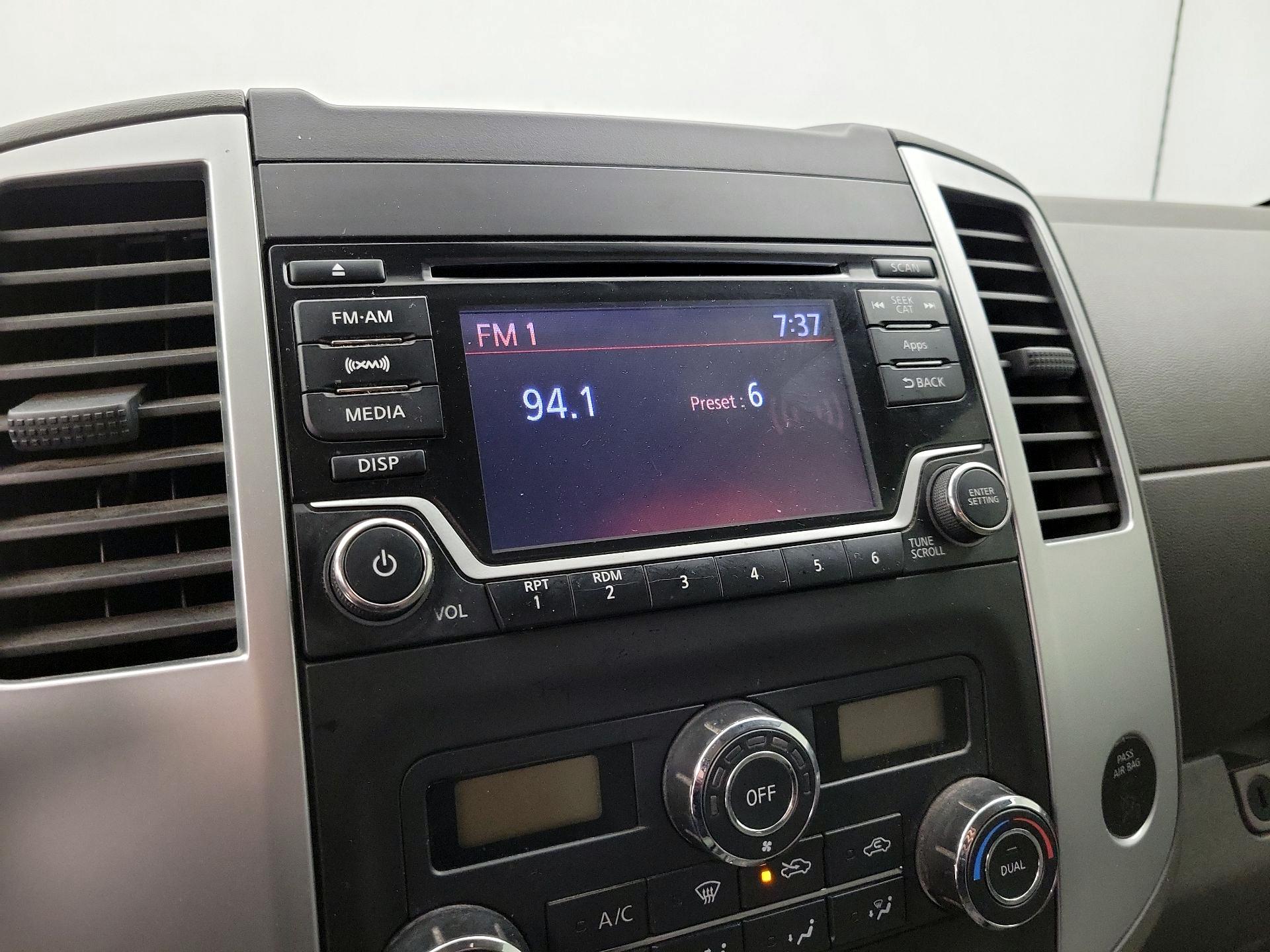 Thumbnail: 2015 Nissan Frontier - 15