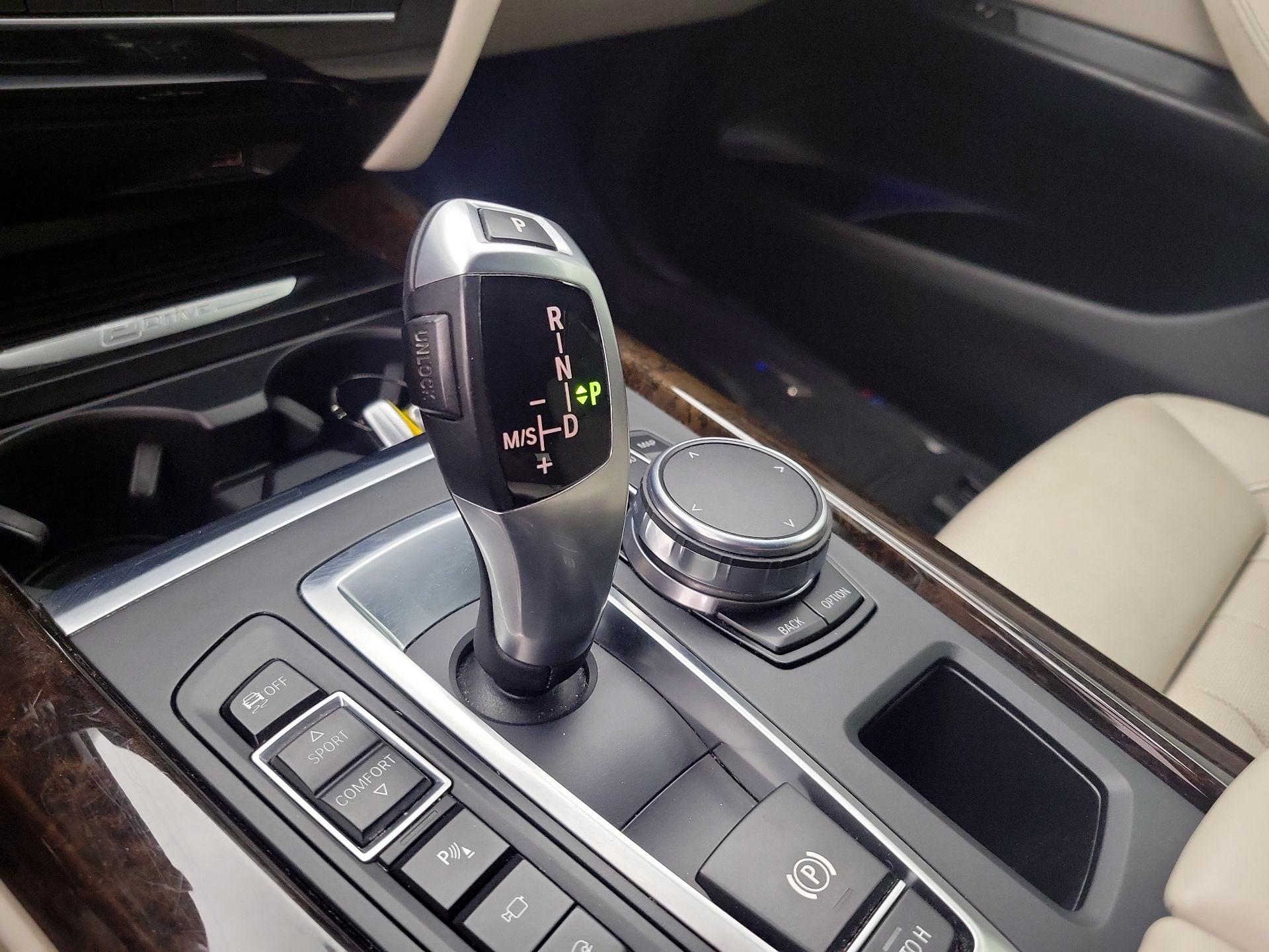 Thumbnail: 2018 BMW X5 - 18