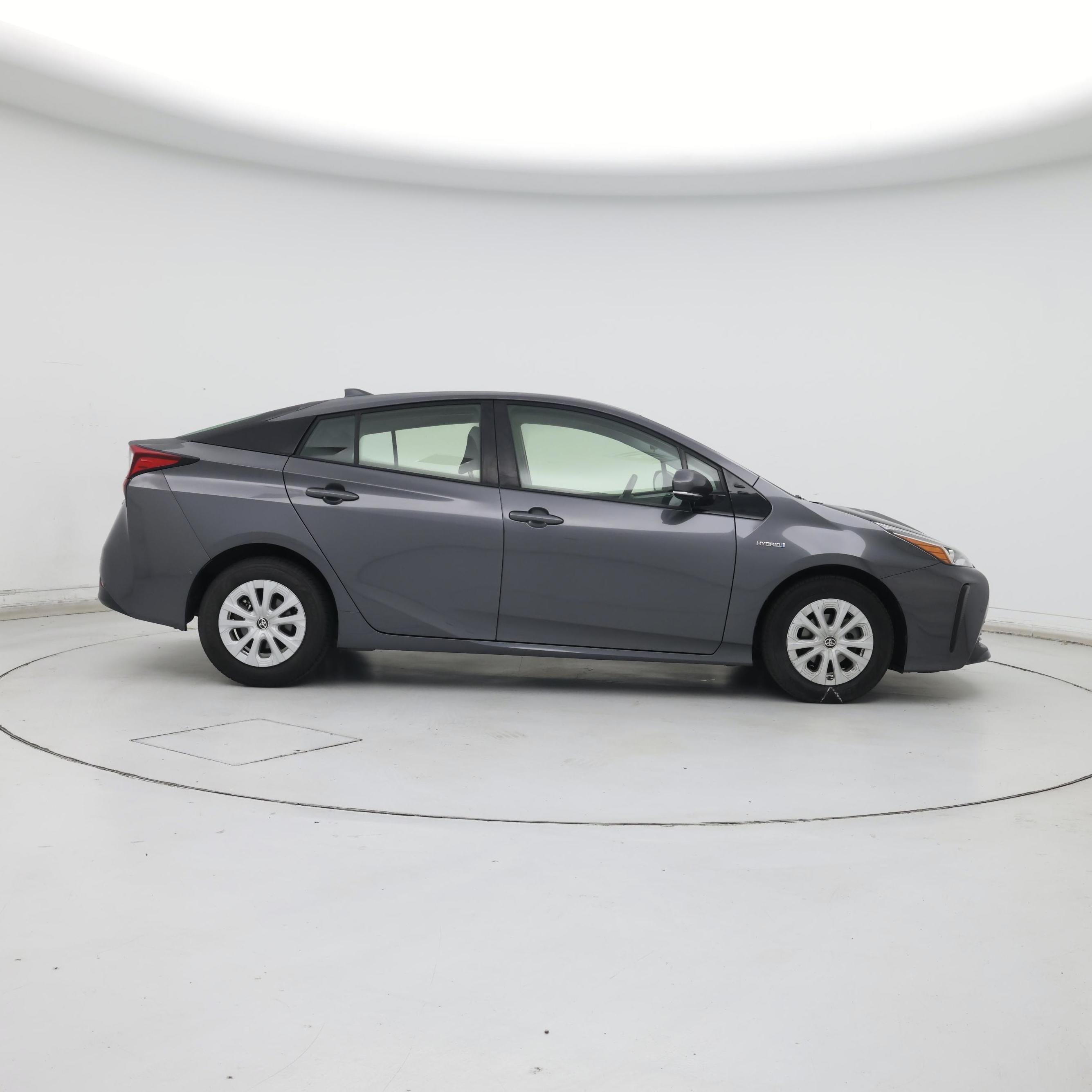 Thumbnail: 2019 Toyota Prius - 7
