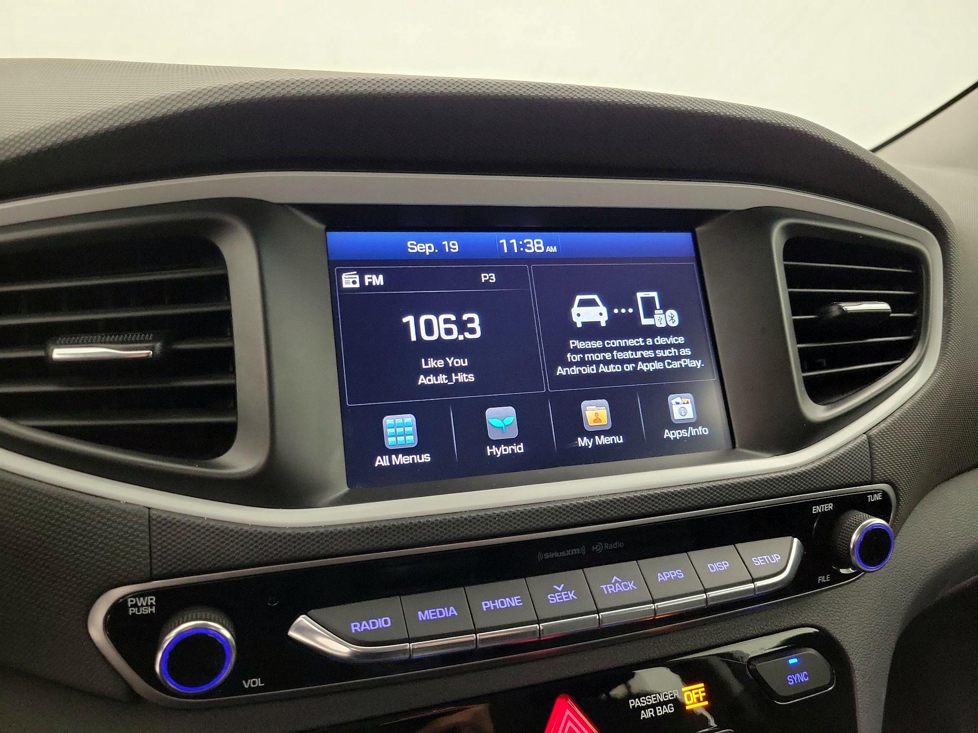 Thumbnail: 2019 Hyundai Ioniq - 15