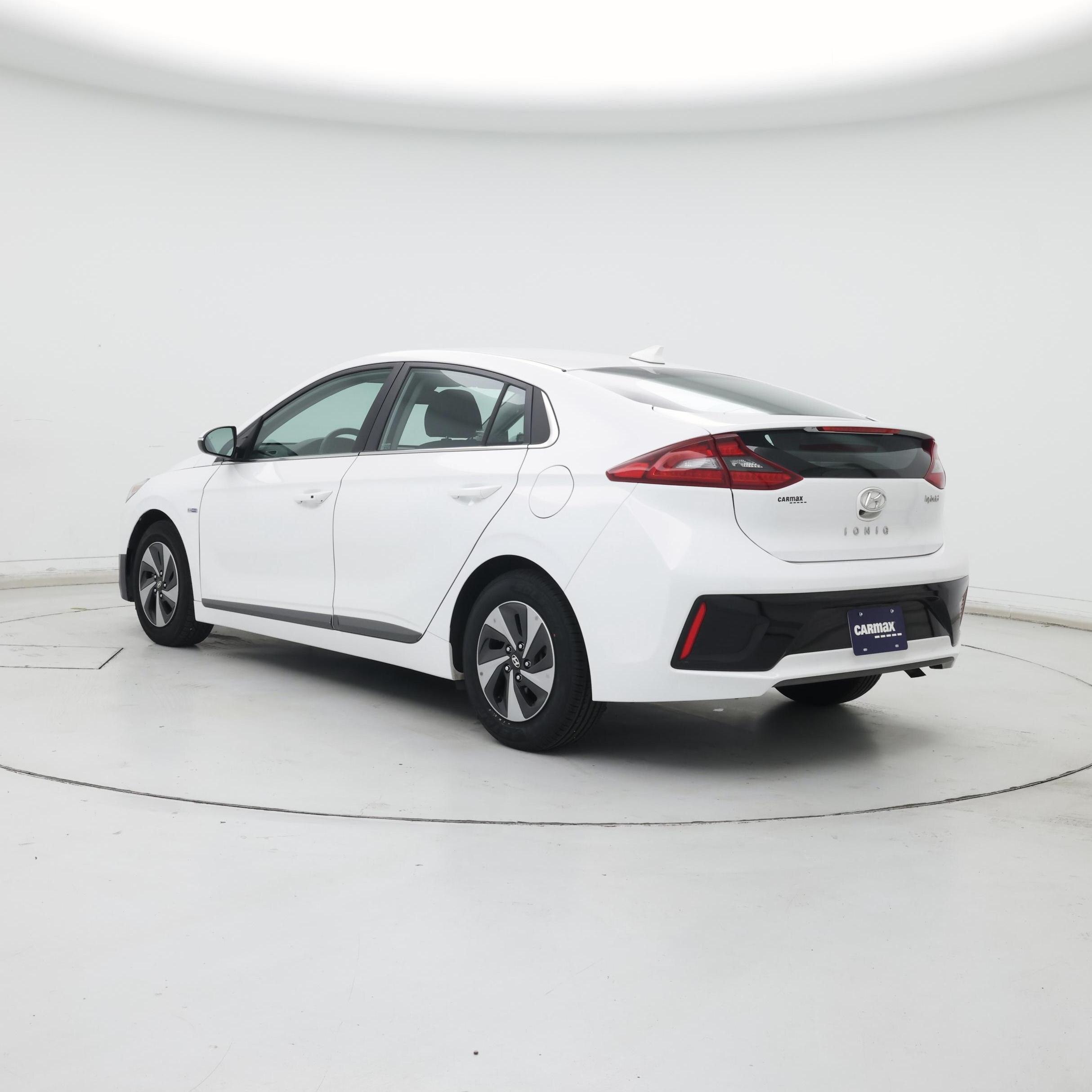 Thumbnail: 2019 Hyundai Ioniq - 2
