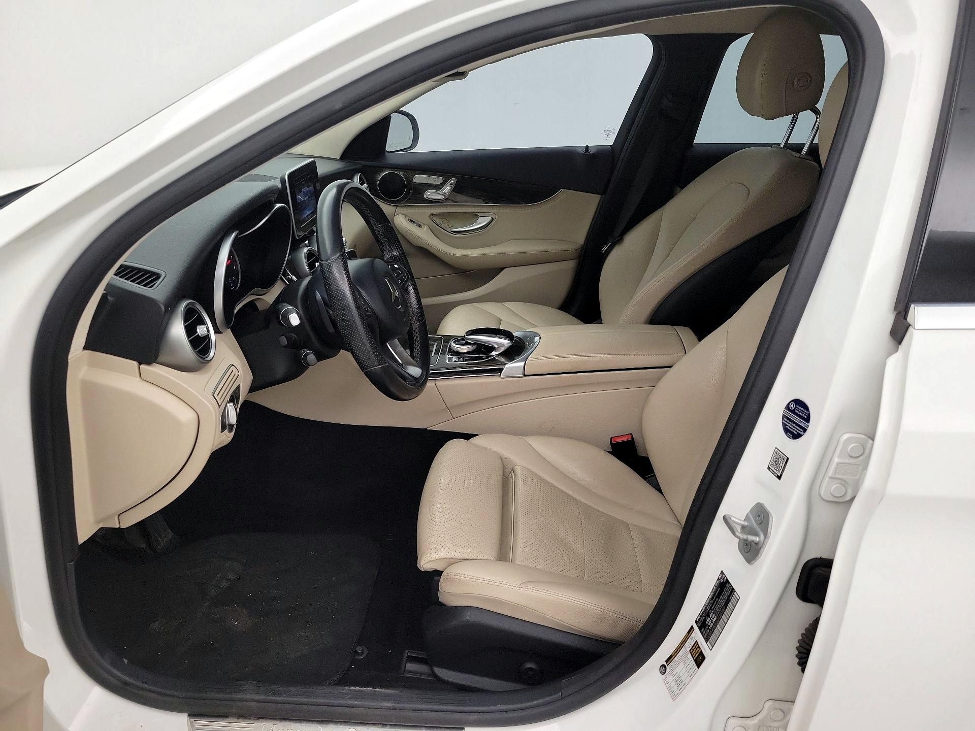 Thumbnail: 2016 Mercedes-Benz C-Class - 11