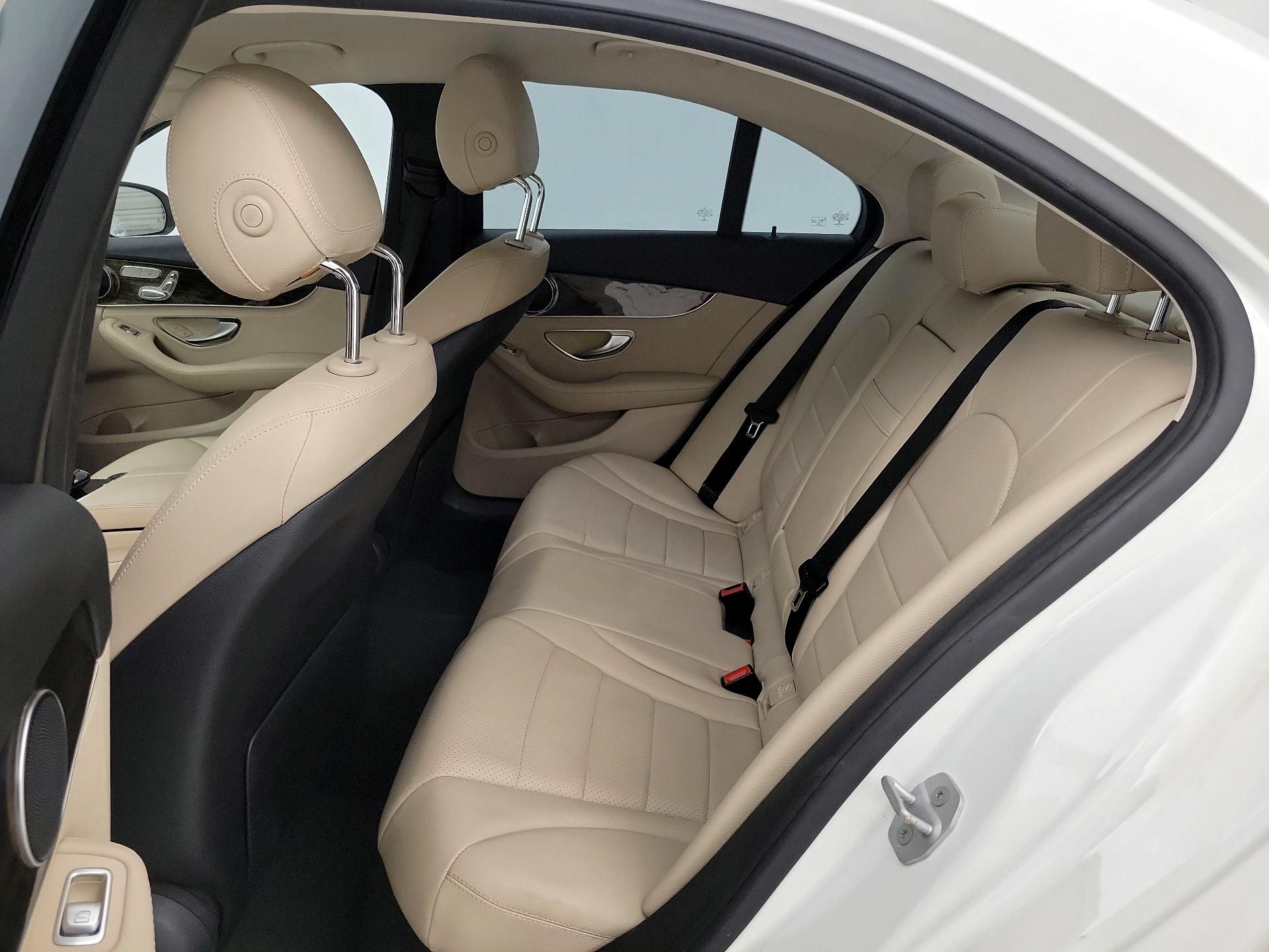 Thumbnail: 2016 Mercedes-Benz C-Class - 19