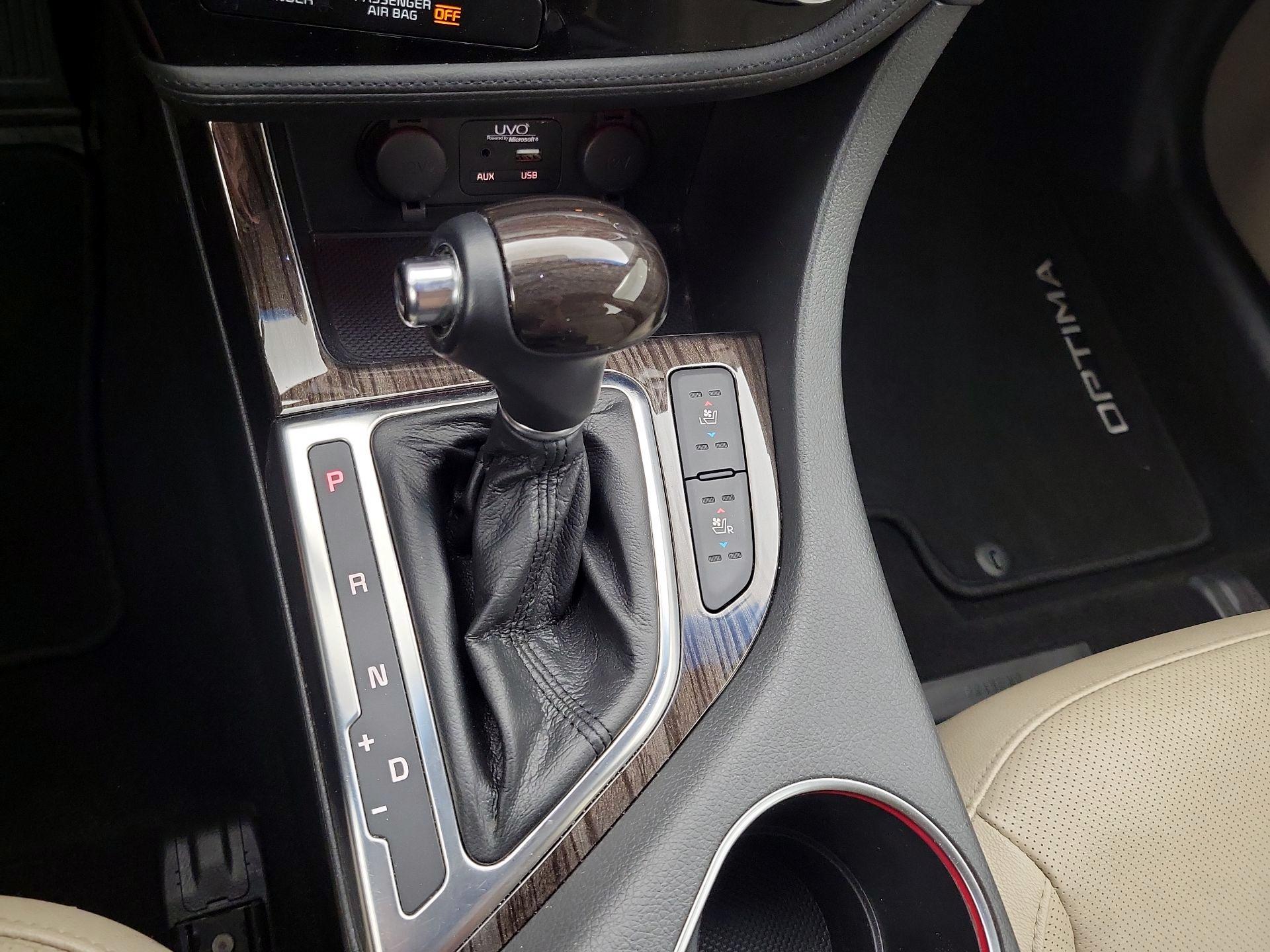 Thumbnail: 2015 Kia Optima - 17