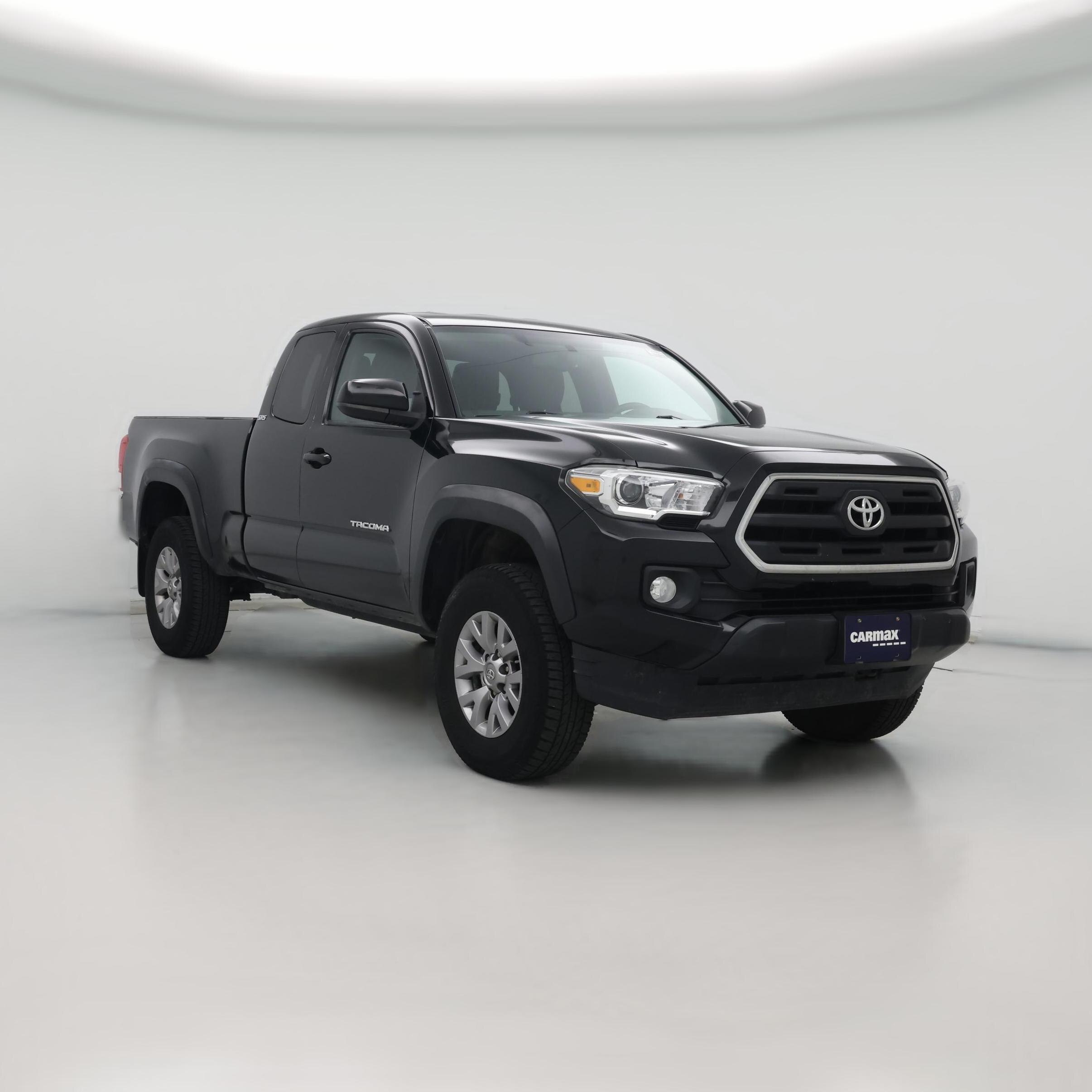 Thumbnail: 2017 Toyota Tacoma - 1