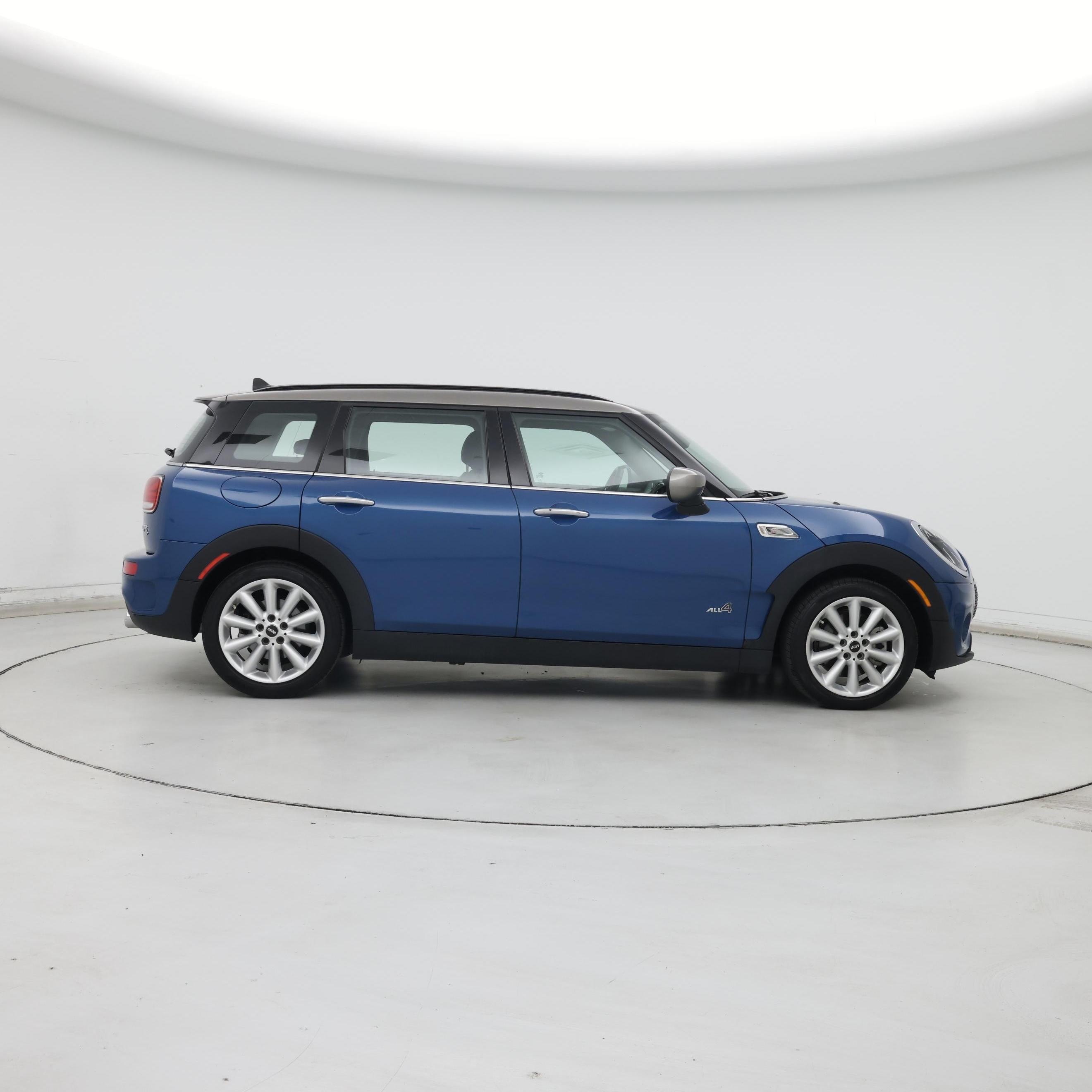Thumbnail: 2023 MINI Cooper Clubman - 7