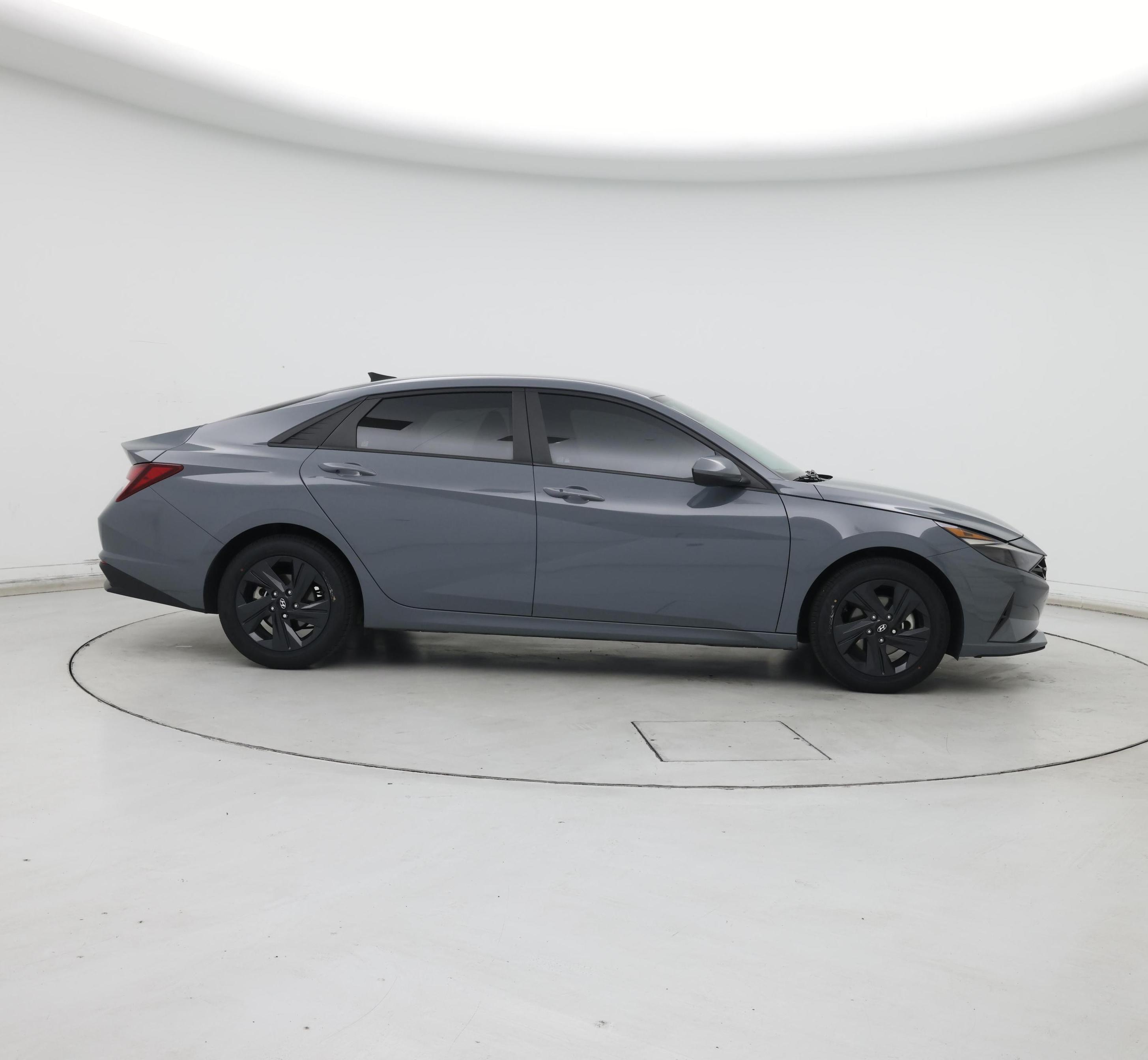 Thumbnail: 2022 Hyundai Elantra - 7