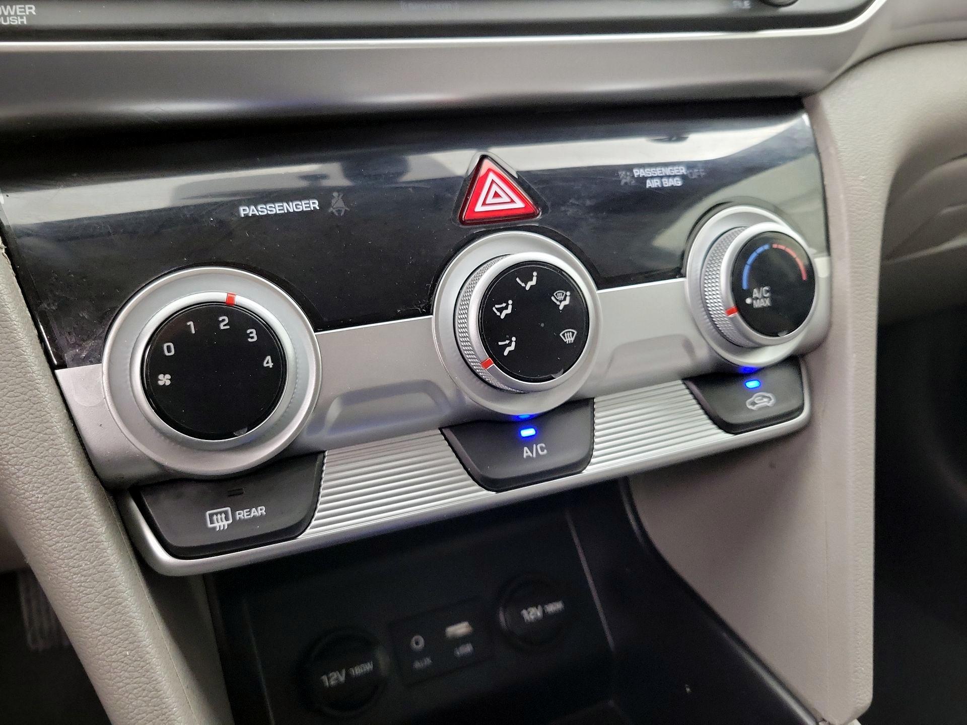 Thumbnail: 2019 Hyundai Elantra - 16