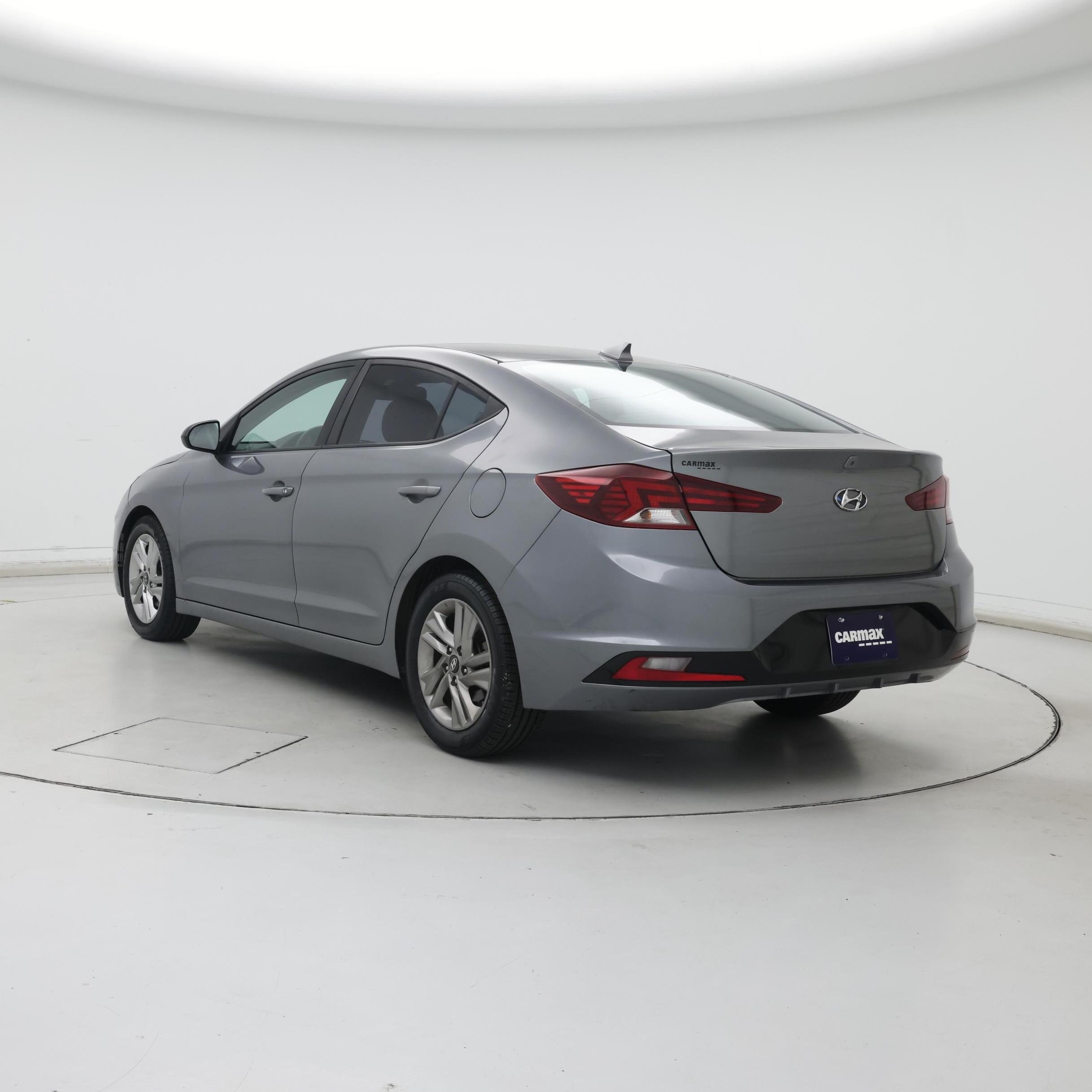 Thumbnail: 2019 Hyundai Elantra - 2
