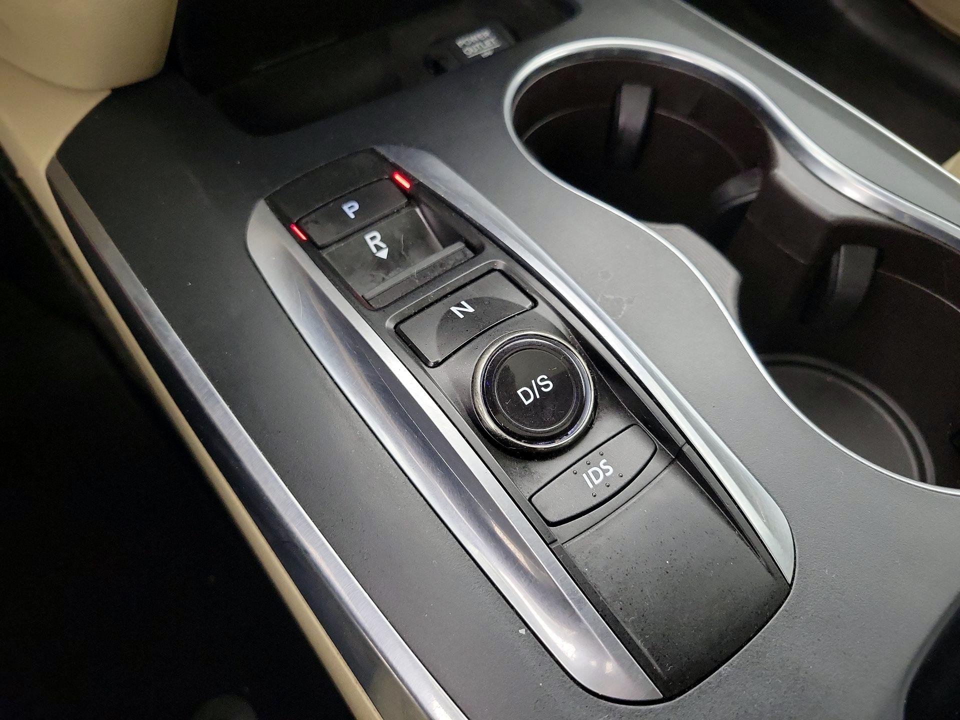 Thumbnail: 2016 Acura MDX - 17