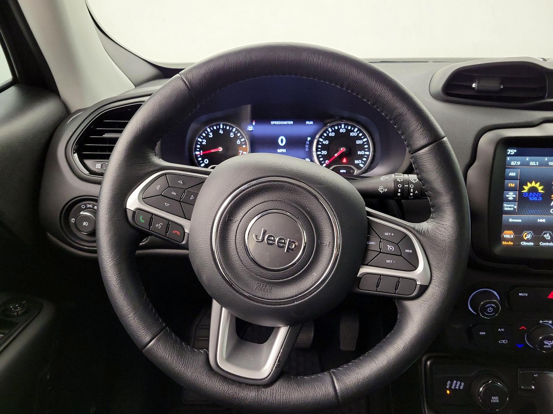 Thumbnail: 2023 Jeep Renegade - 10
